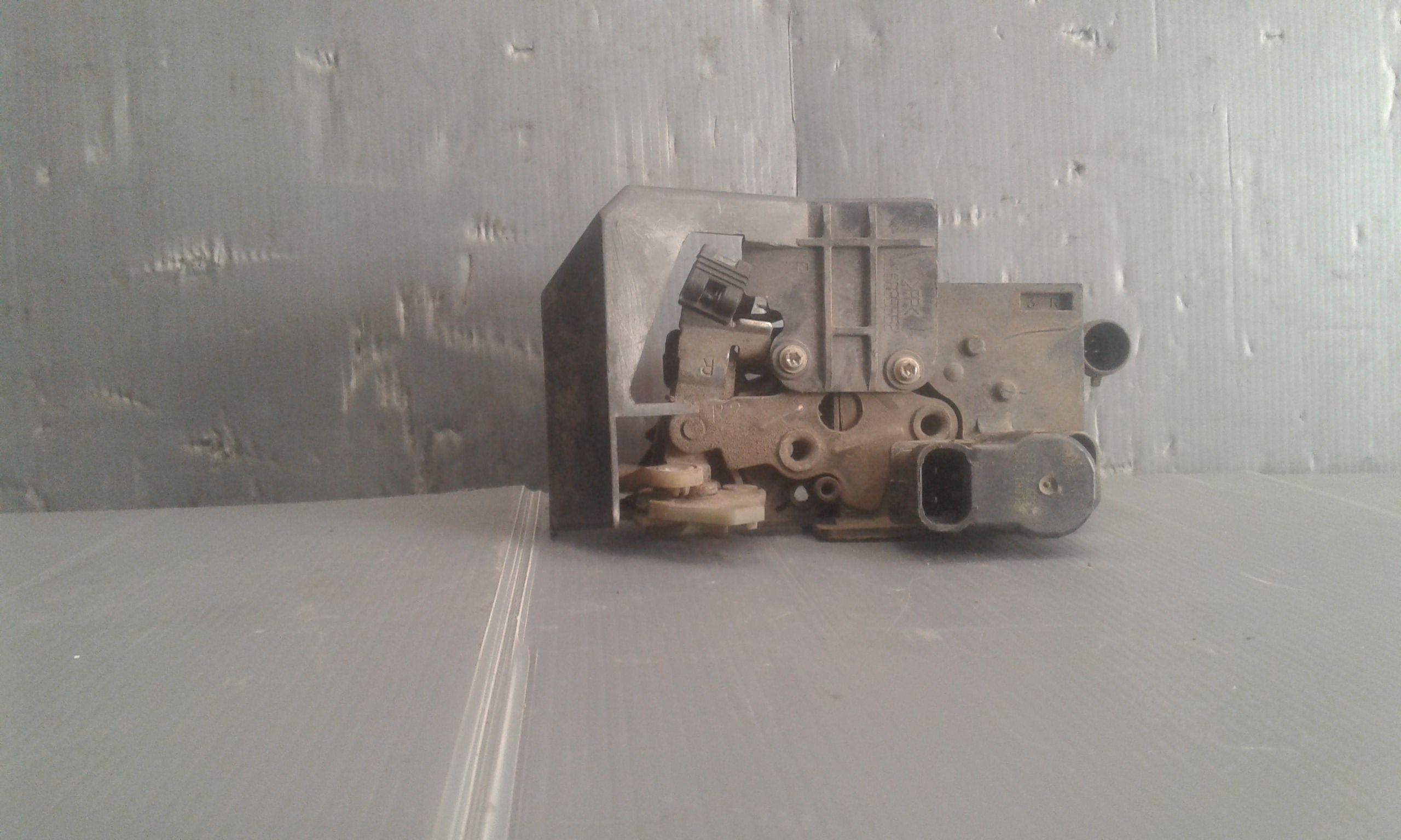 Serratura Porta Ant. Destro Usato