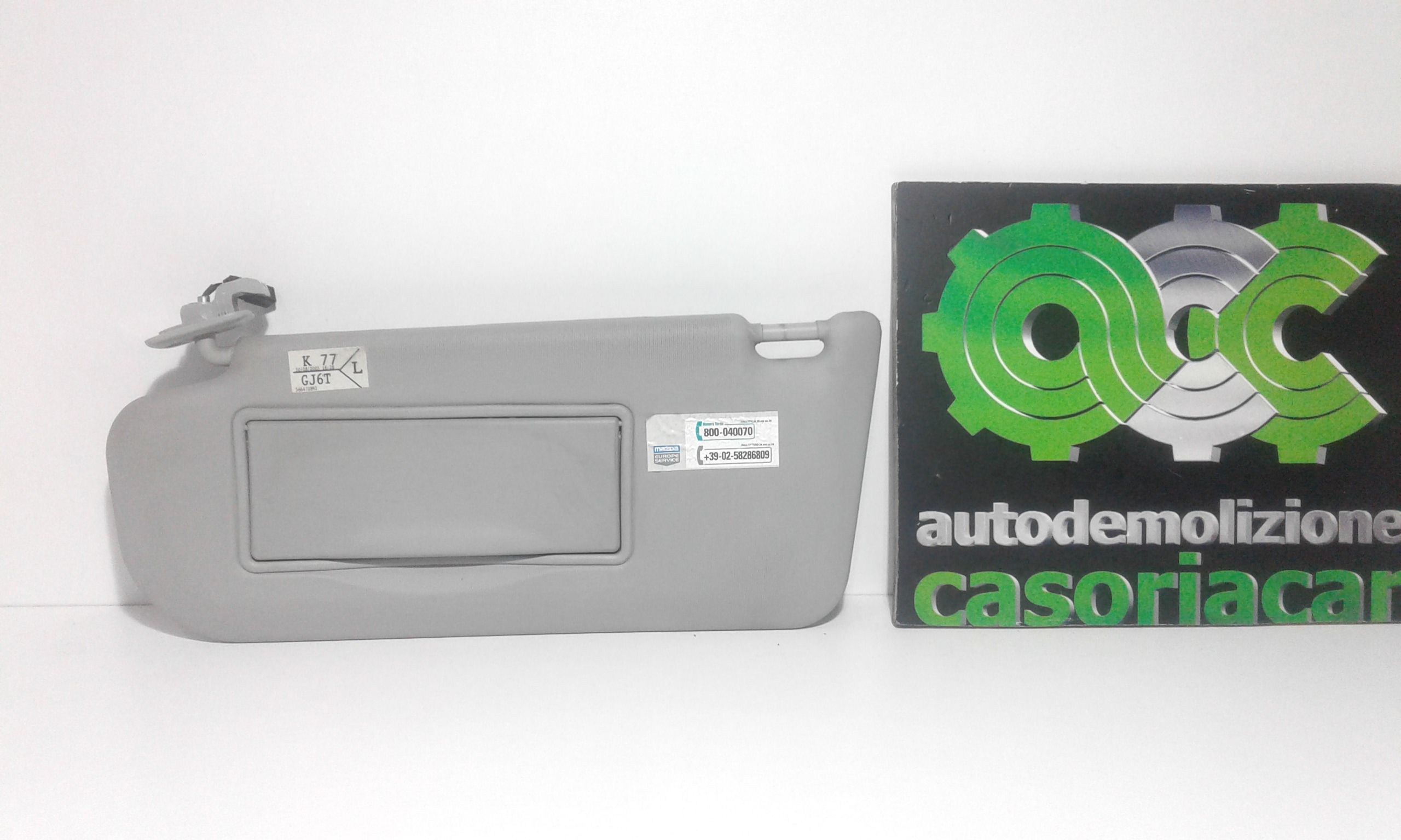 Aletta Parasole Parabrezza Sinistro GJ6A69320B34 Usato