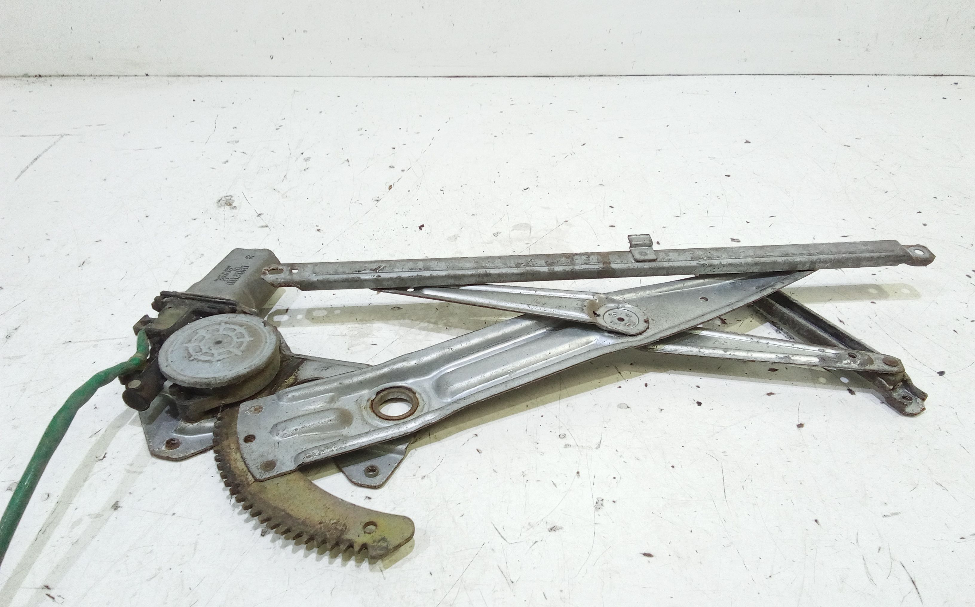 Alzacristallo Porta Ant. Destro 8341076G10000 Usato