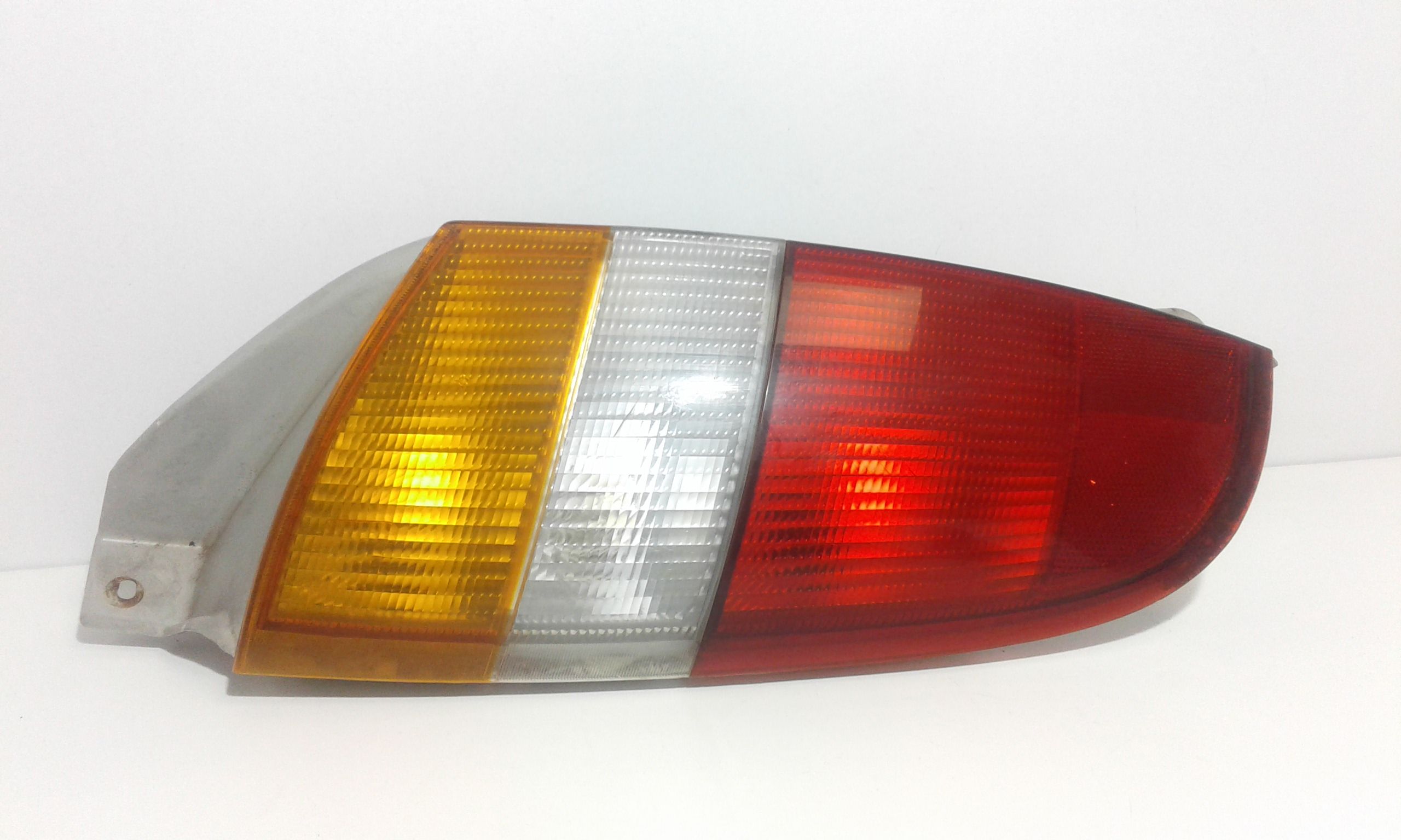 Fanale Post. Destro 9240202010 Usato