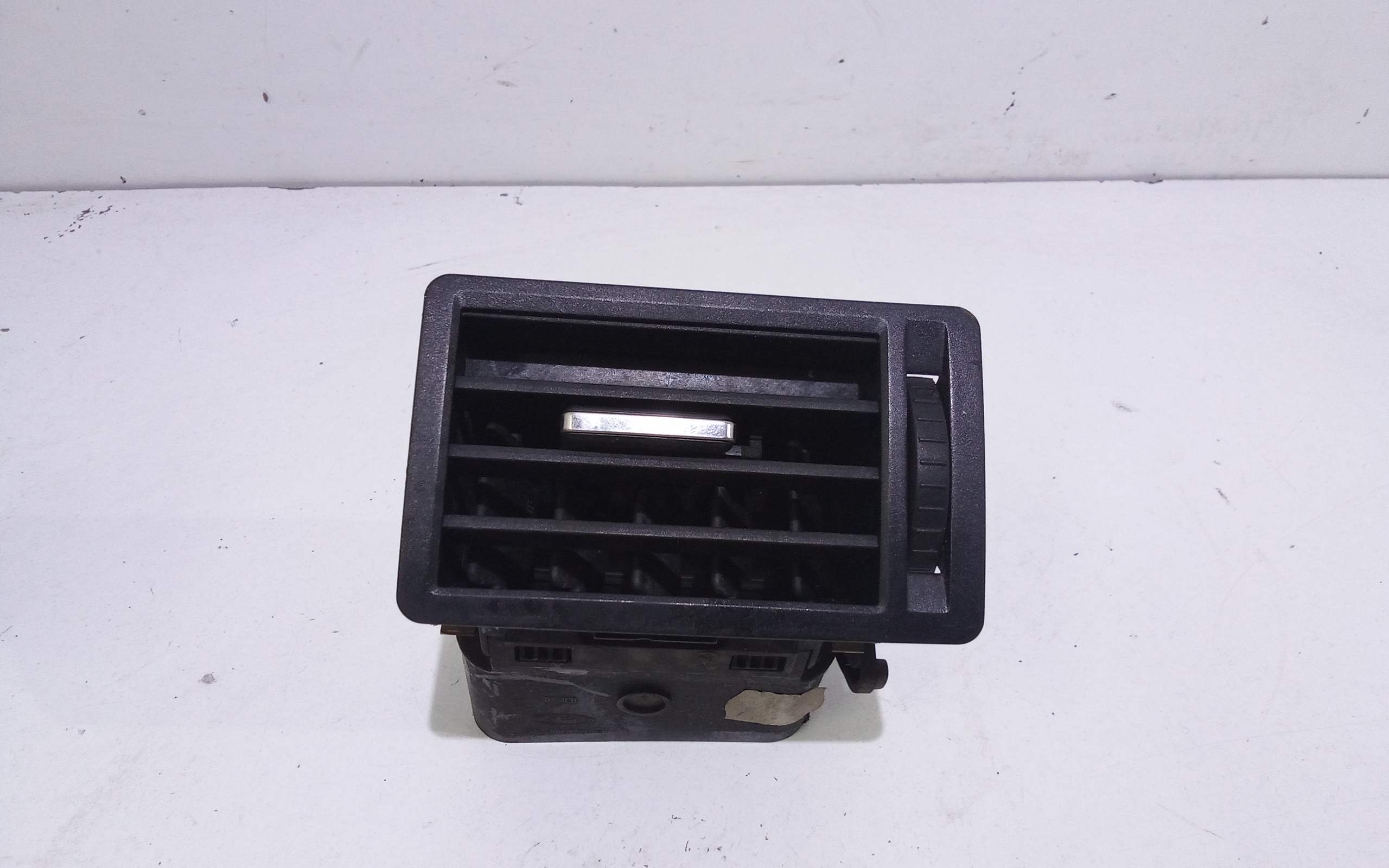 Condotto Aria Bocchette Lat. Cruscotto Sinistro Usato