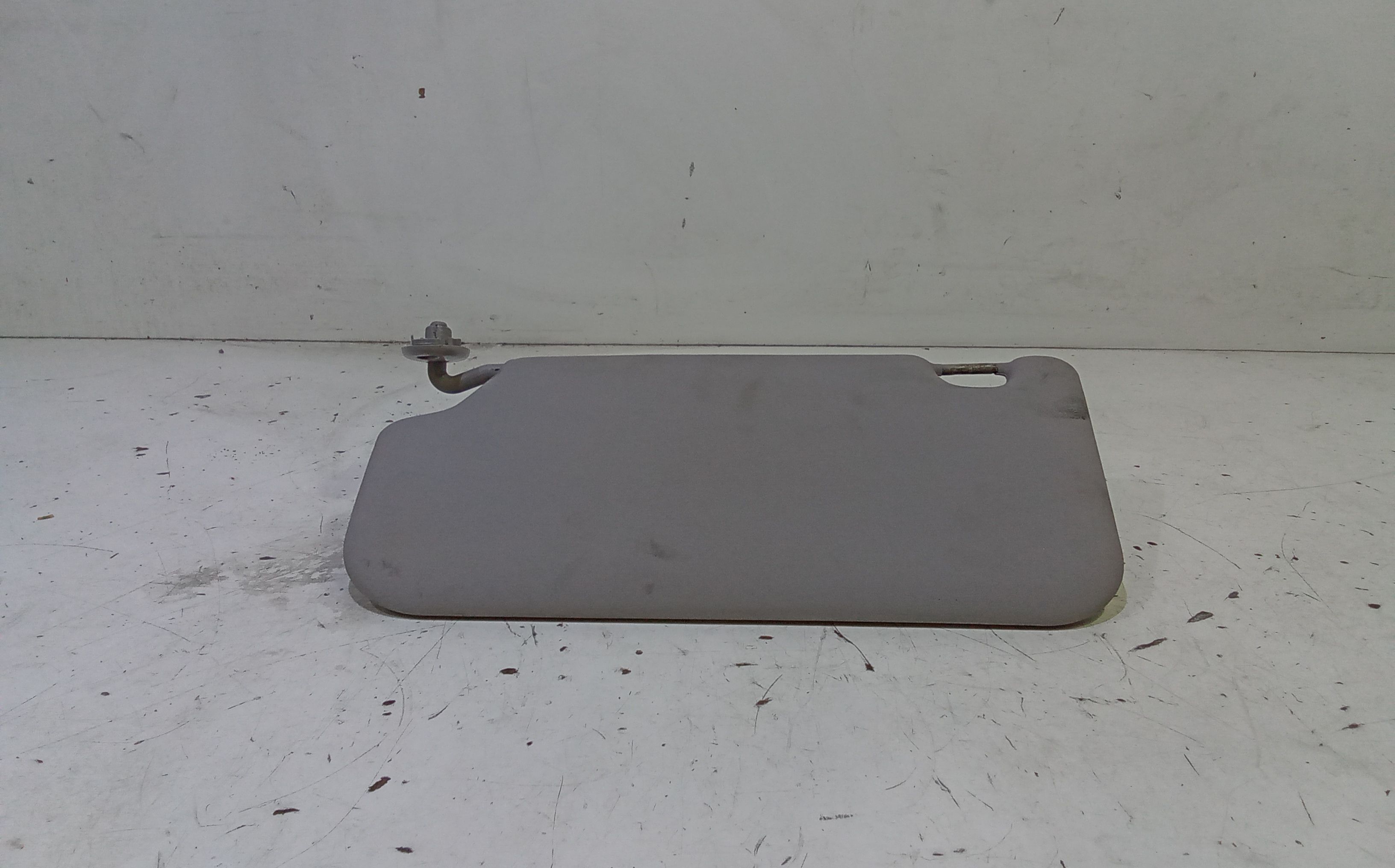 Aletta Parasole Parabrezza Destro 1222069 Usato