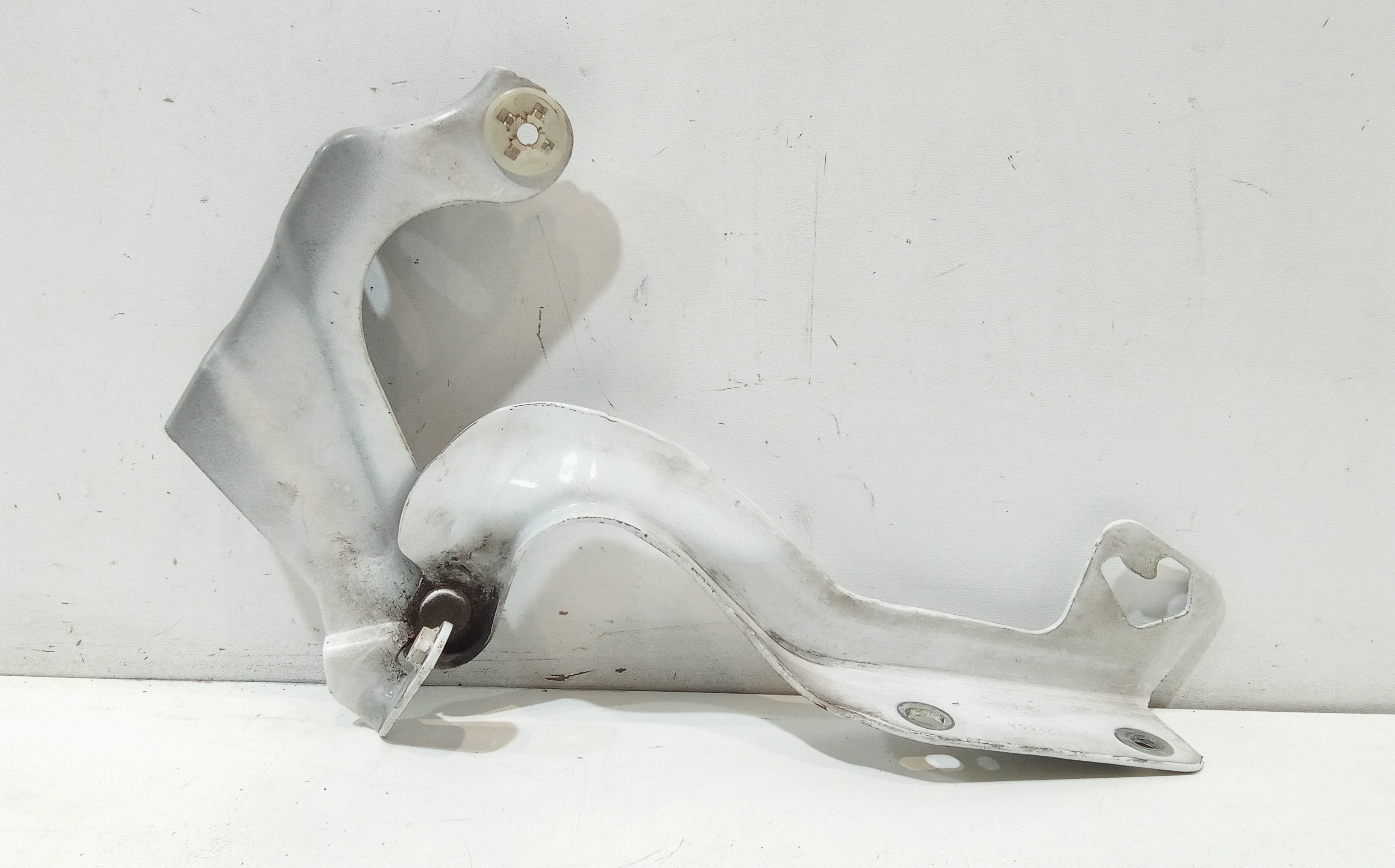 Cerniera Cofano Ant. Destro 654001HB0A Usato