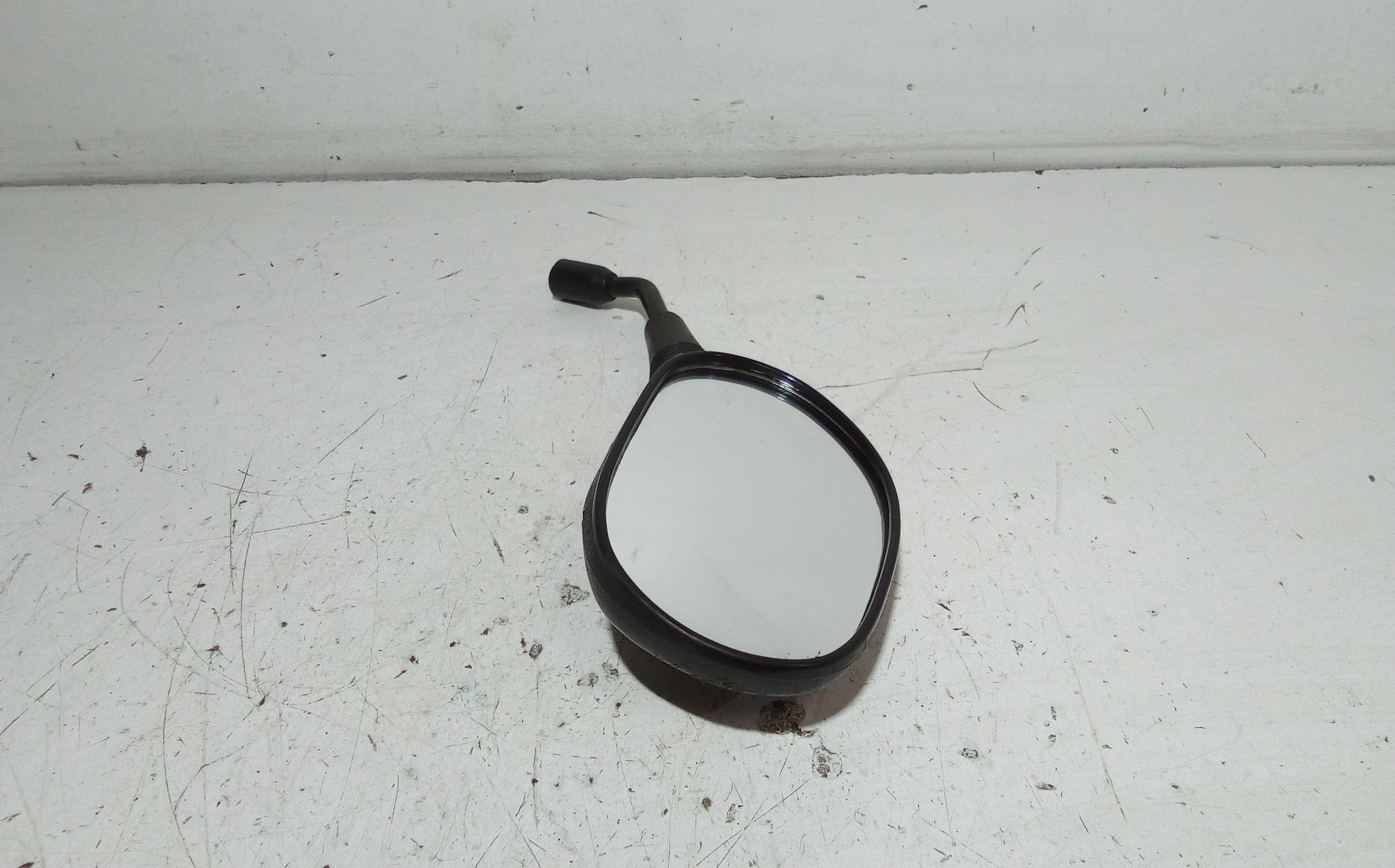 Retrovisore Est. Destro Usato