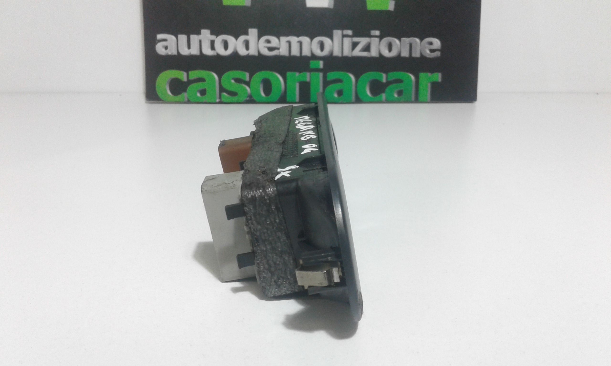 Interruttore Alzacristalli Porta Ant. Sinistro 8200108269 Usato