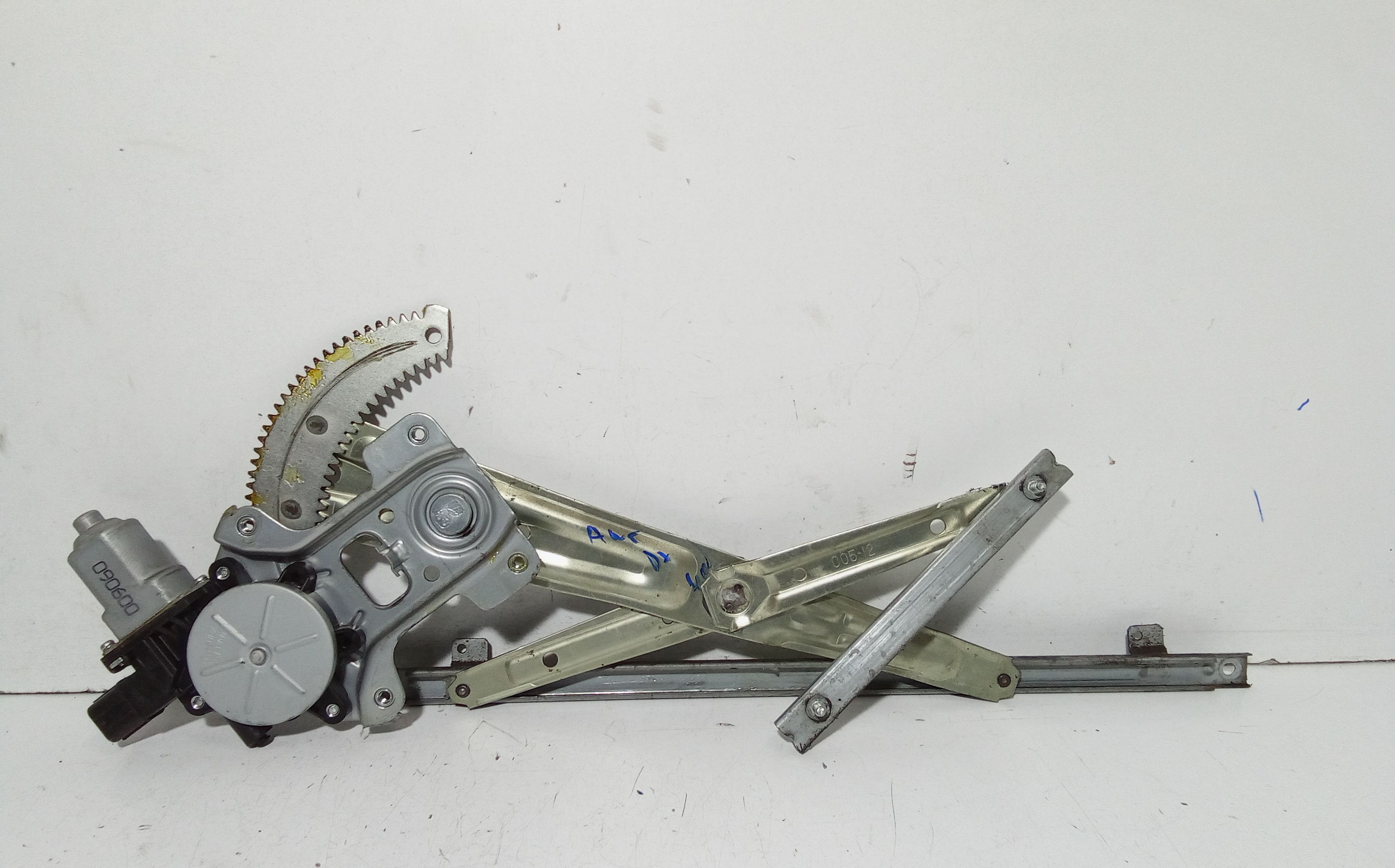 Alzacristallo Porta Ant. Destro Usato