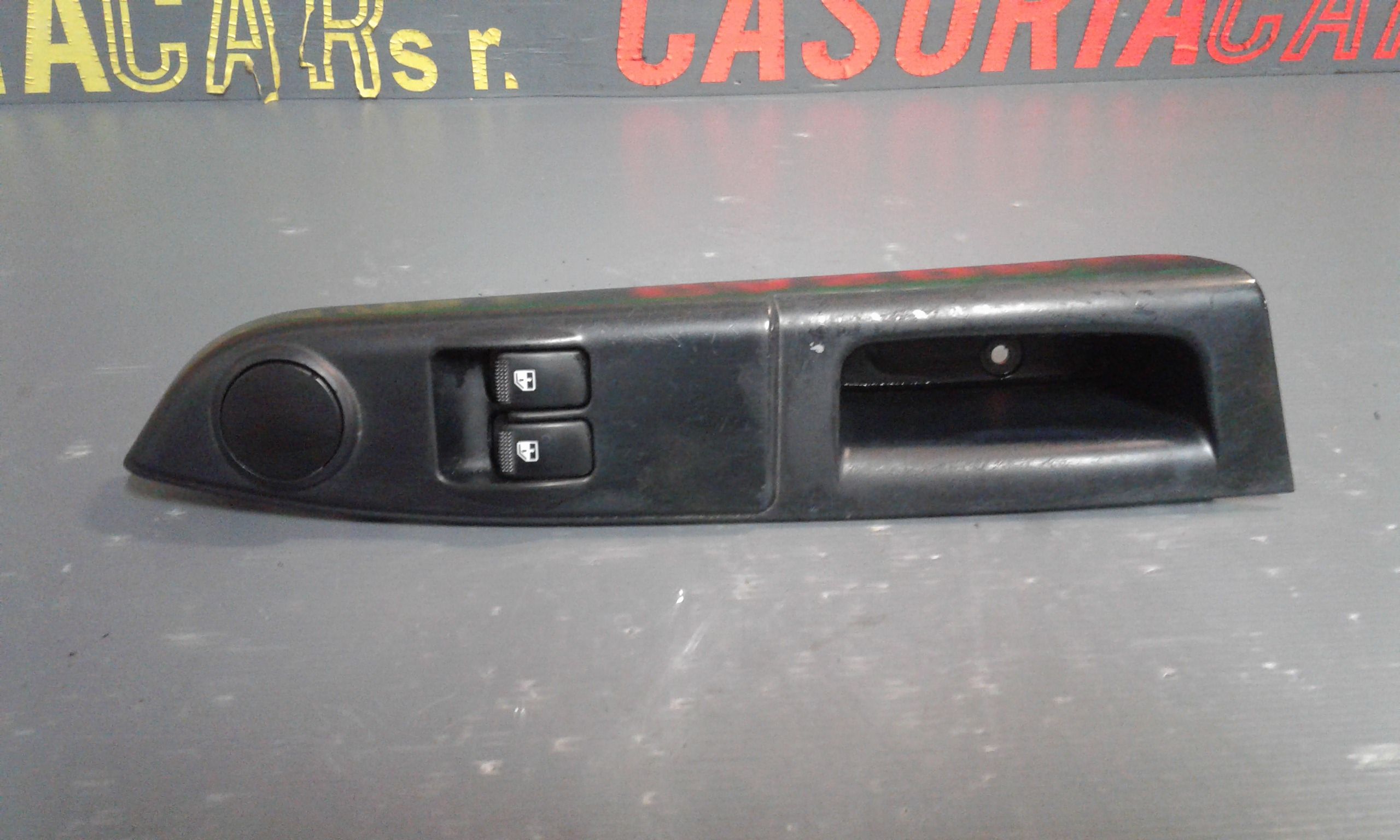 Interruttore Alzacristalli Porta Ant. Sinistro Usato