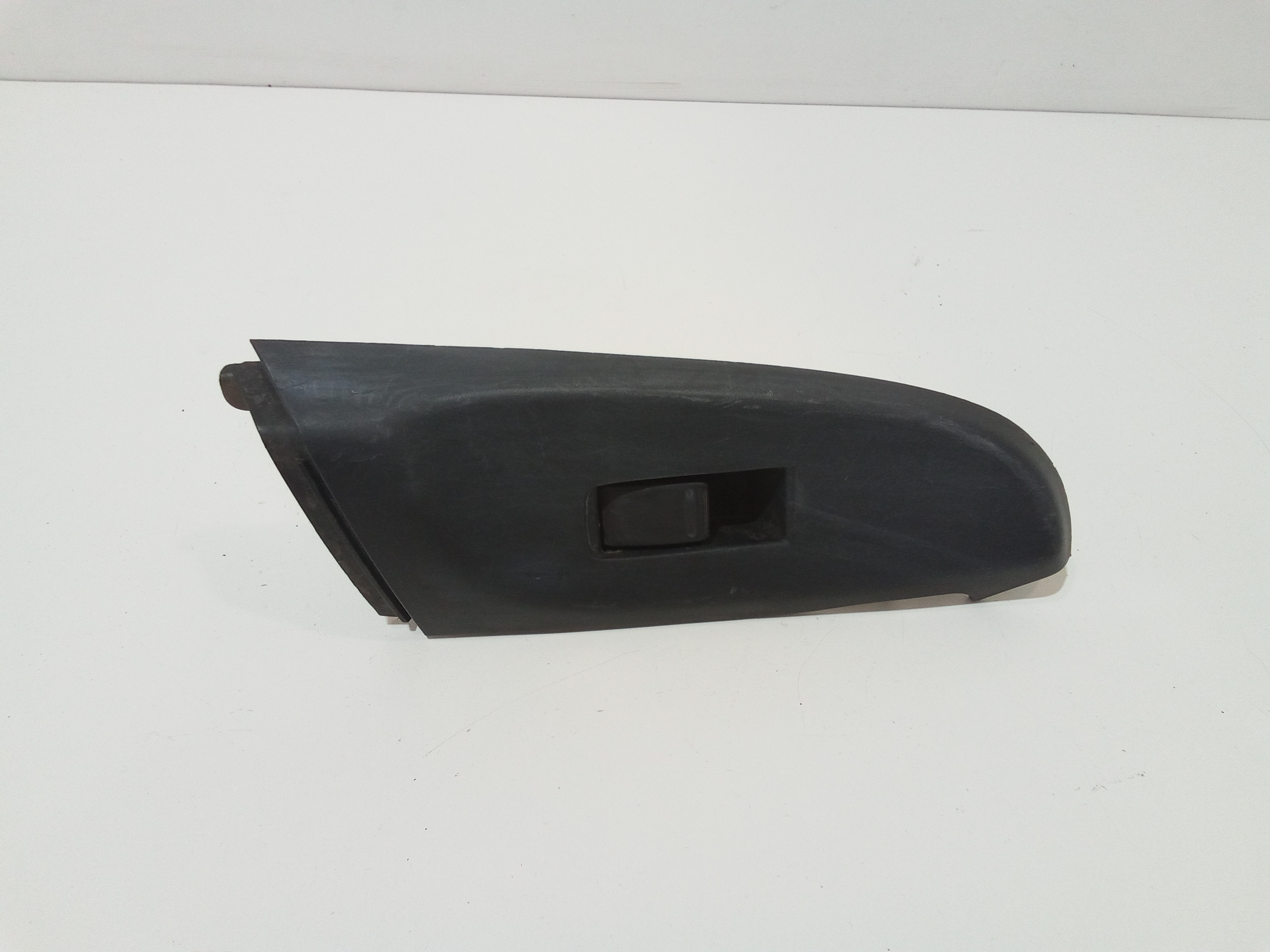 Interruttore Alzacristalli Porta Ant. Destro Usato