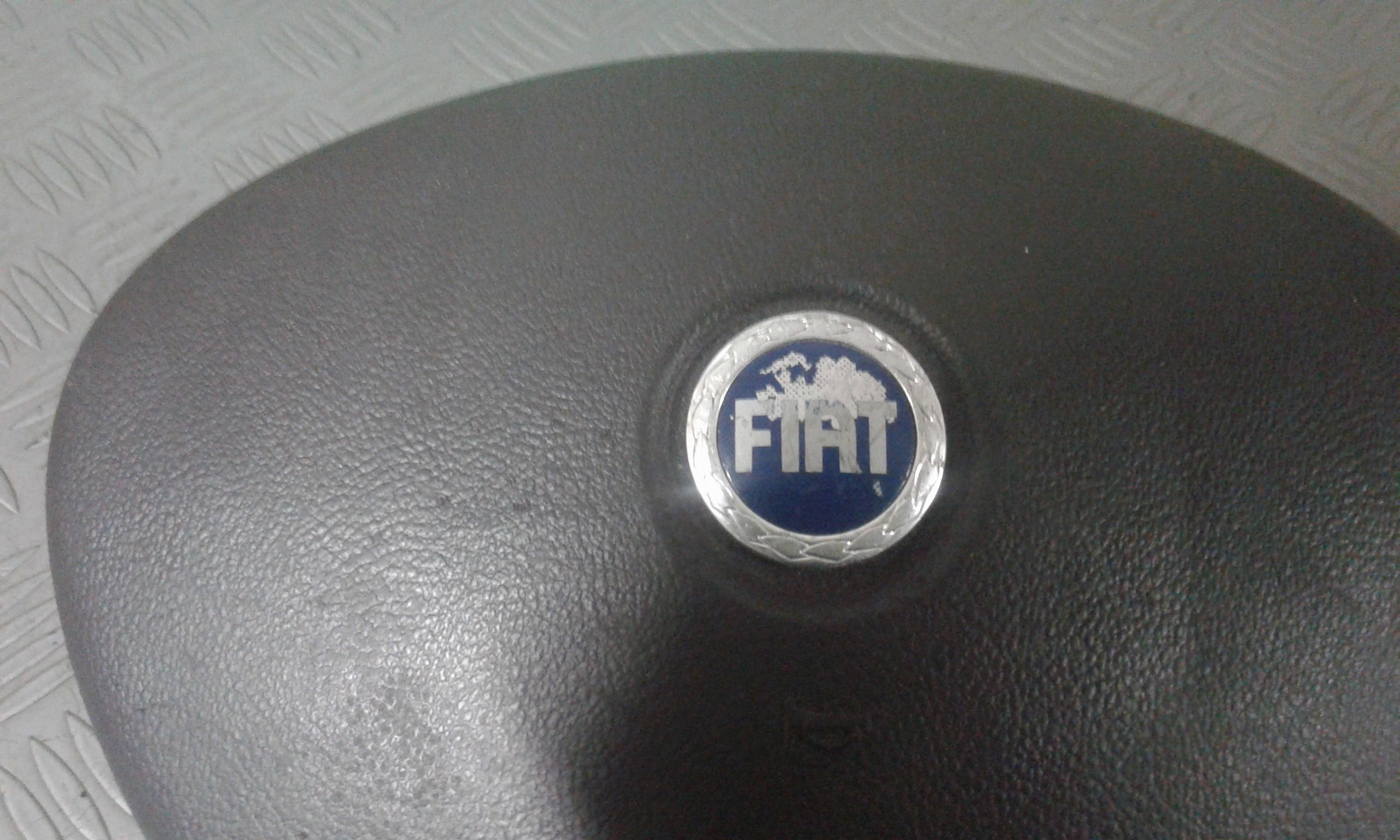 Dispositivo Airbag Lato Guida 735475668 Usato