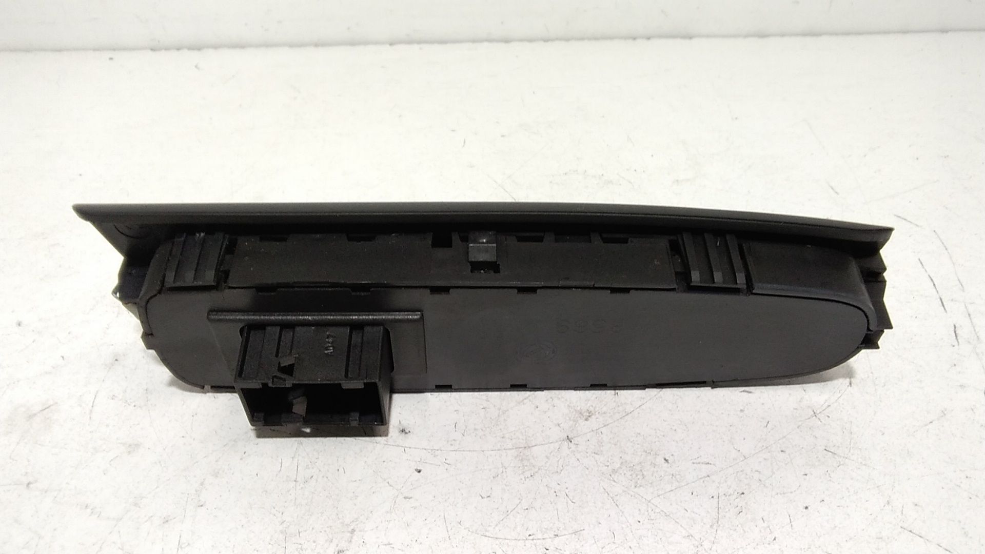 Interruttore Alzacristalli Porta Ant. Sinistro Usato