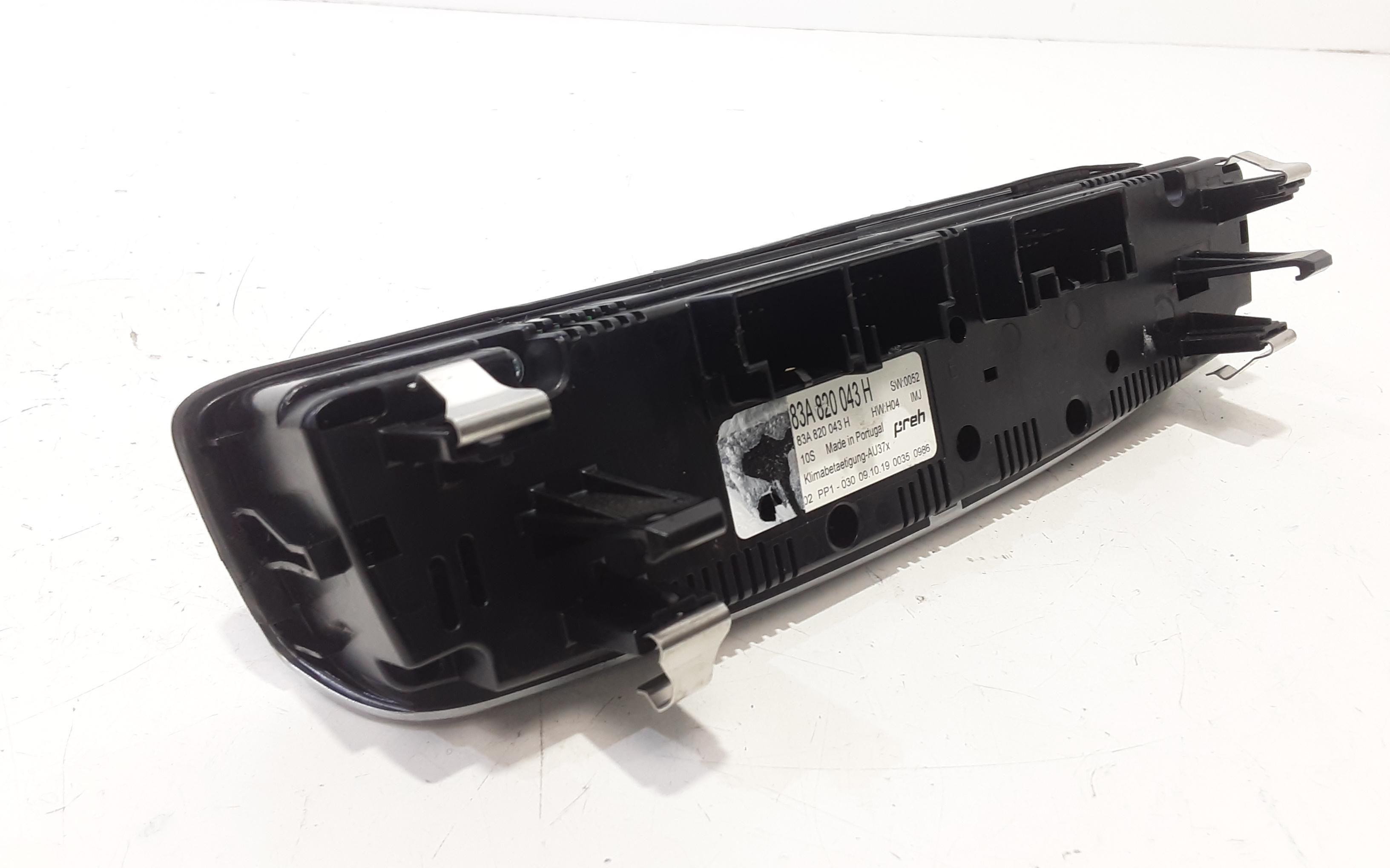 Blocco Comando Climatizzazione 83A820043AIMJ Usato