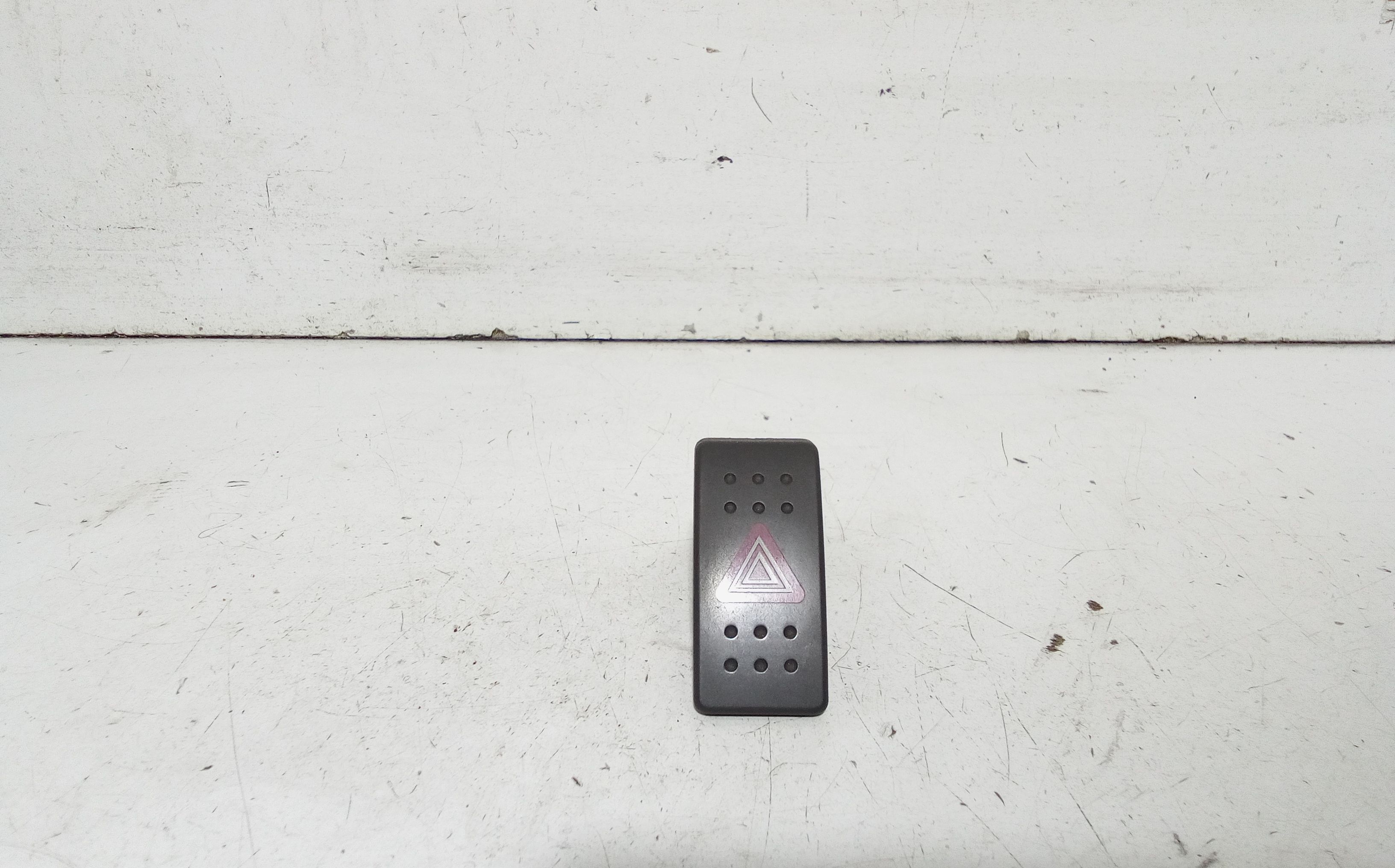 Interruttore Luci Emergenza Usato