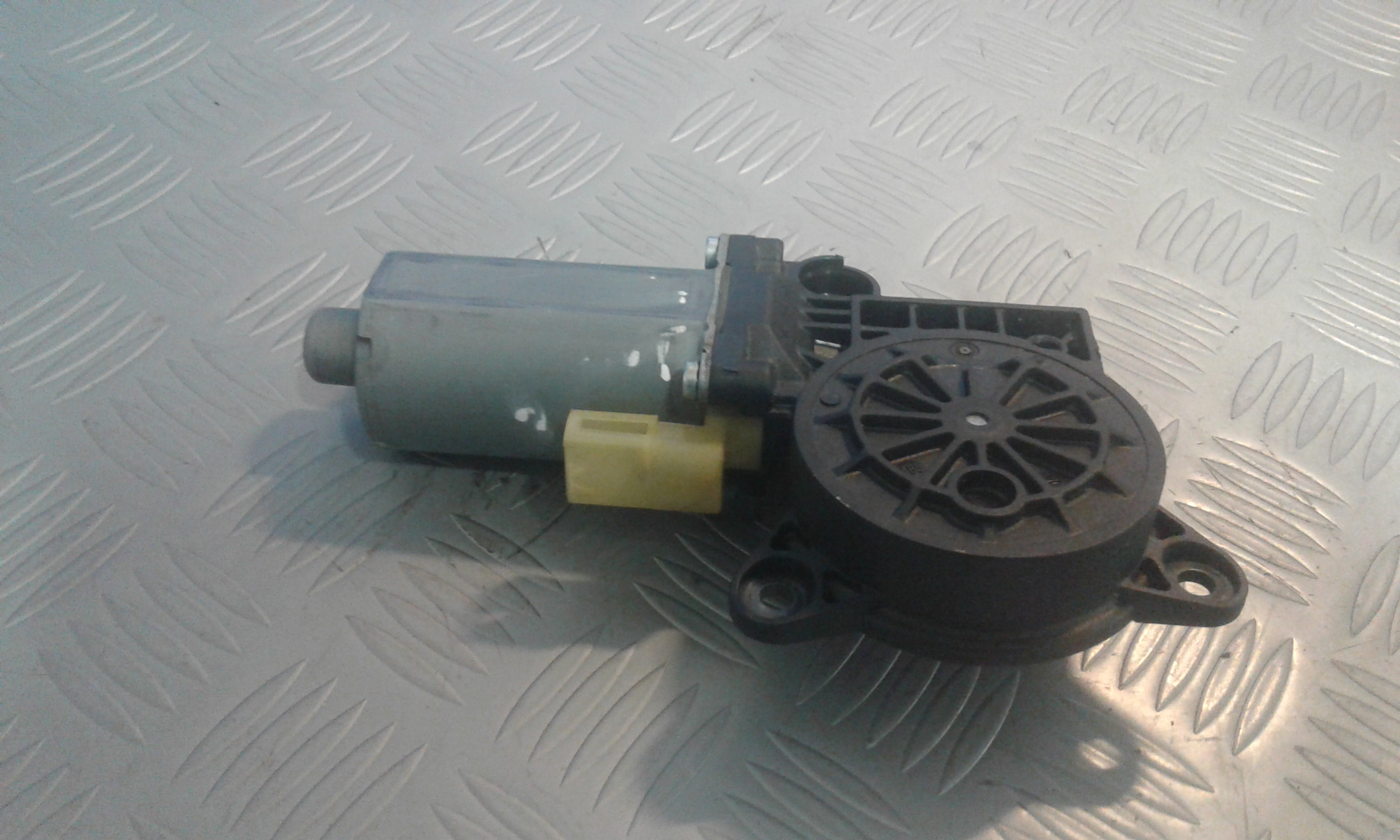 Motorino Alzacristallo Porta Ant. Destro 1218655 Usato