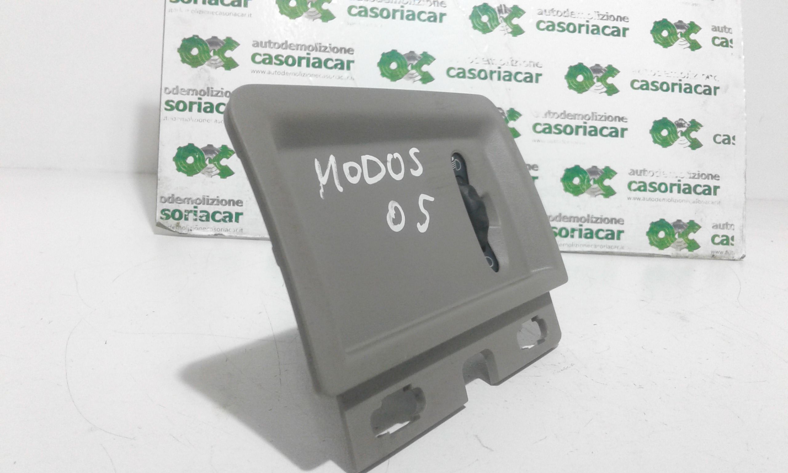 Comando Regolazione Altezza Proiettori 8200379685 Usato