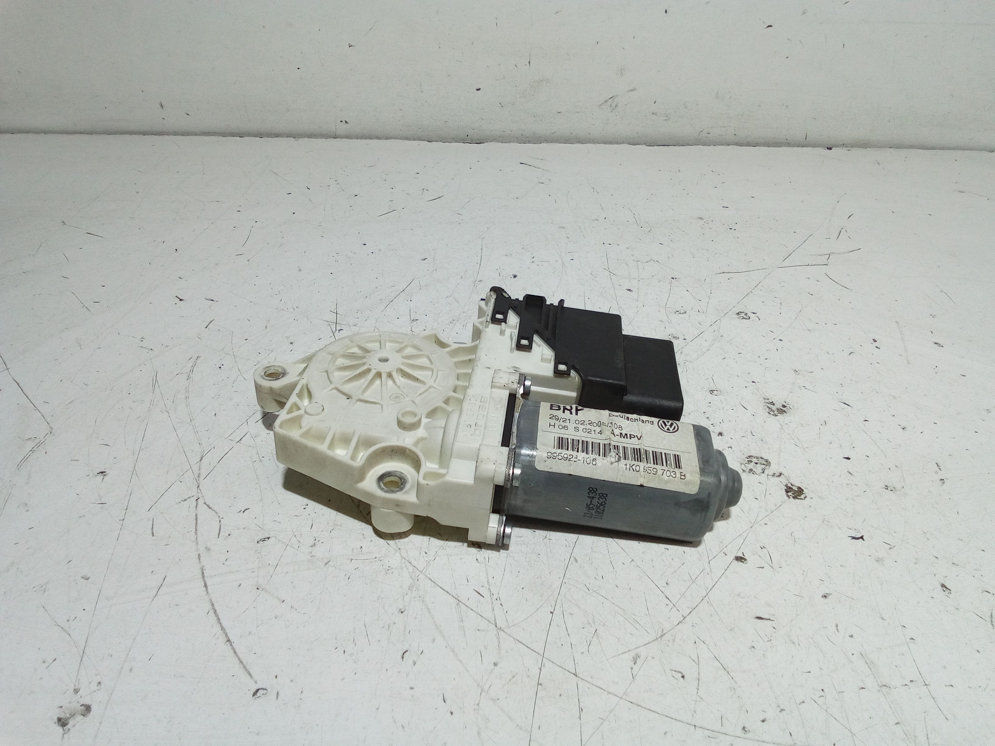 Motorino Alzacristallo Porta Post. Sinistro 1K0959703EL01 Usato