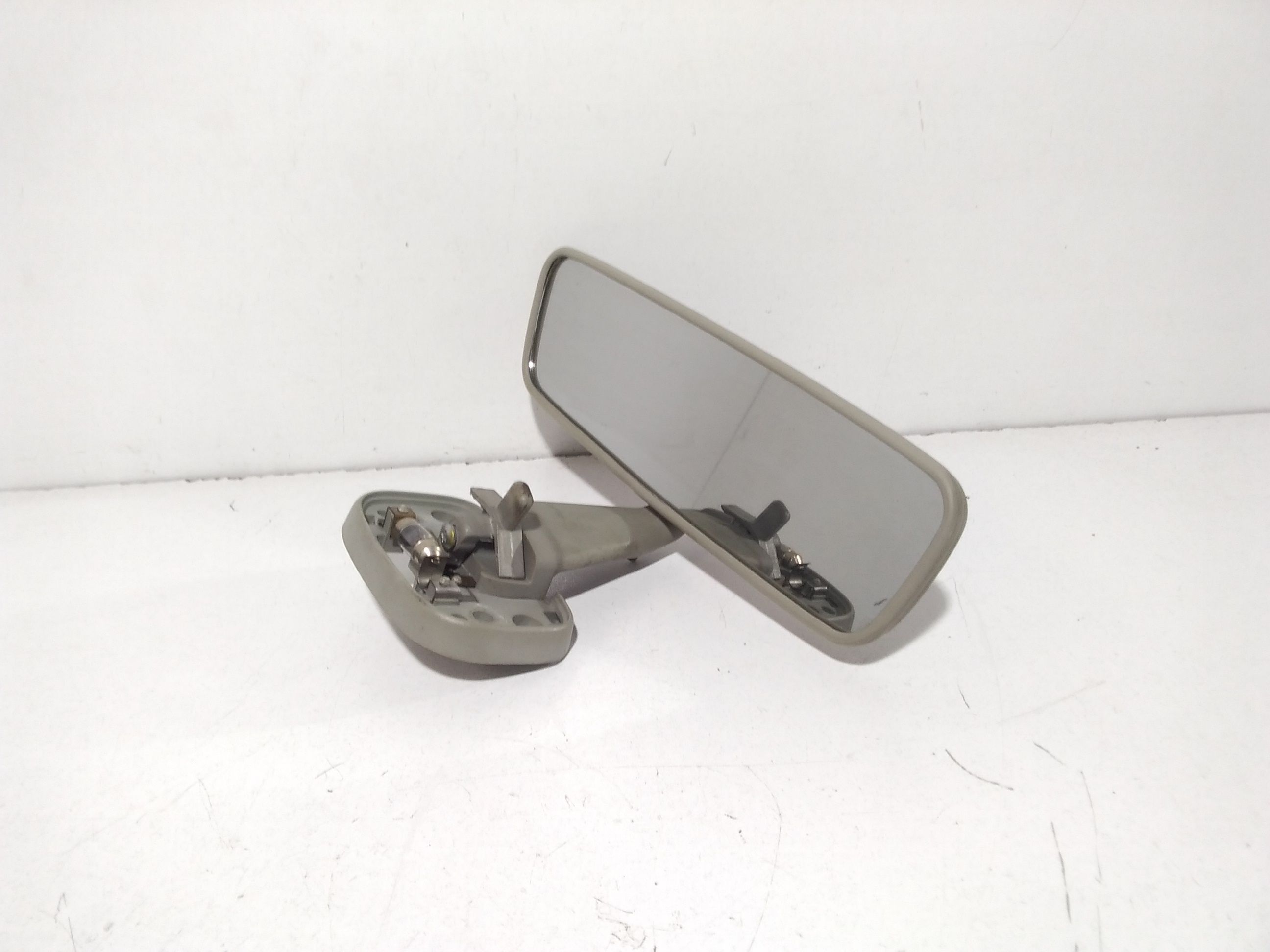 Retrovisore Interno 84703M68K106GS Usato