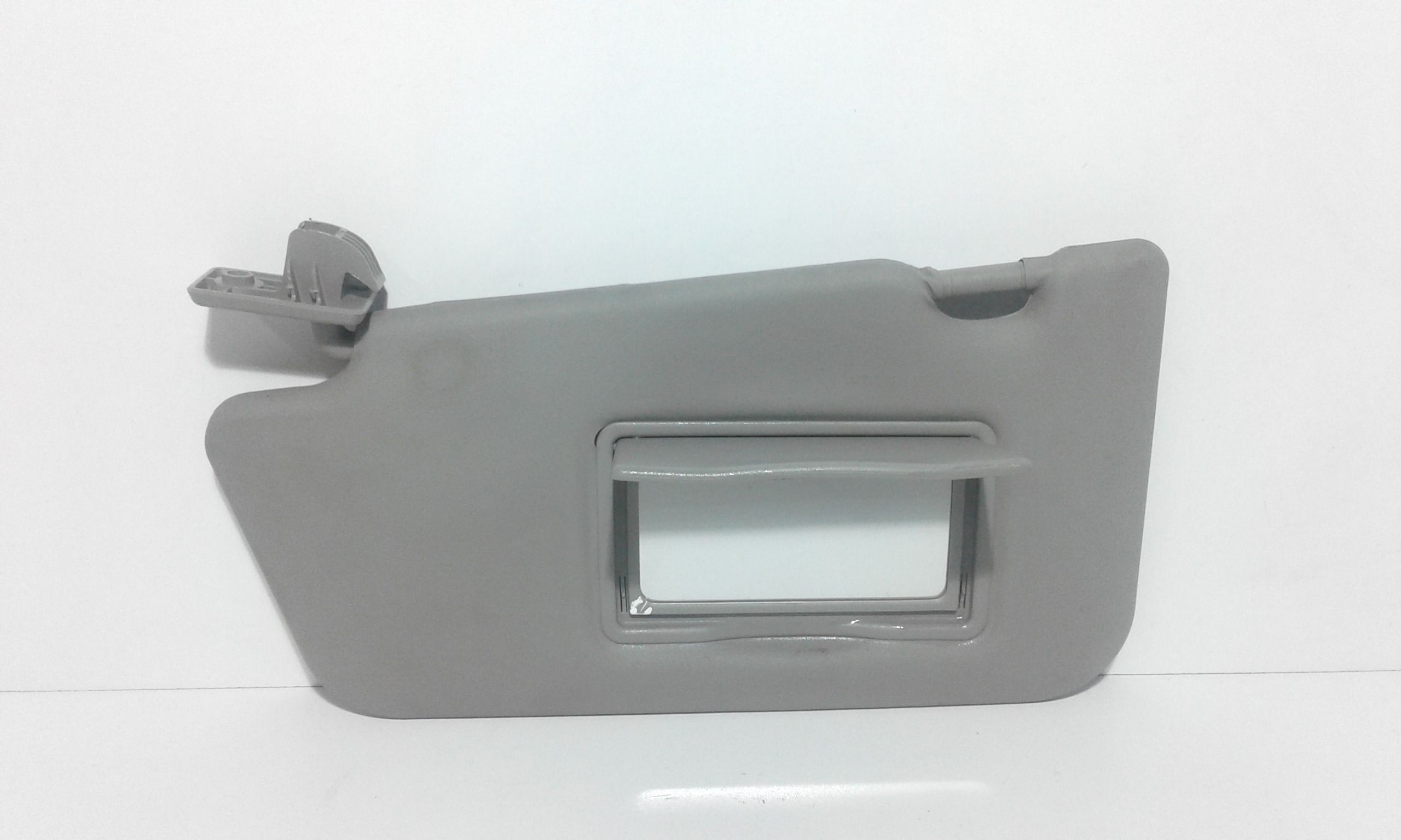 Aletta Parasole Parabrezza Sinistro 964011F514 Usato