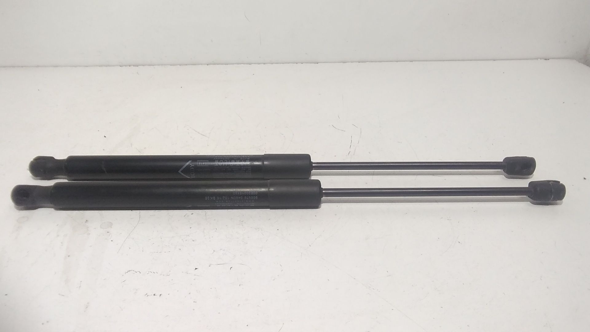 Cerniera Cofano Post. Destro Usato