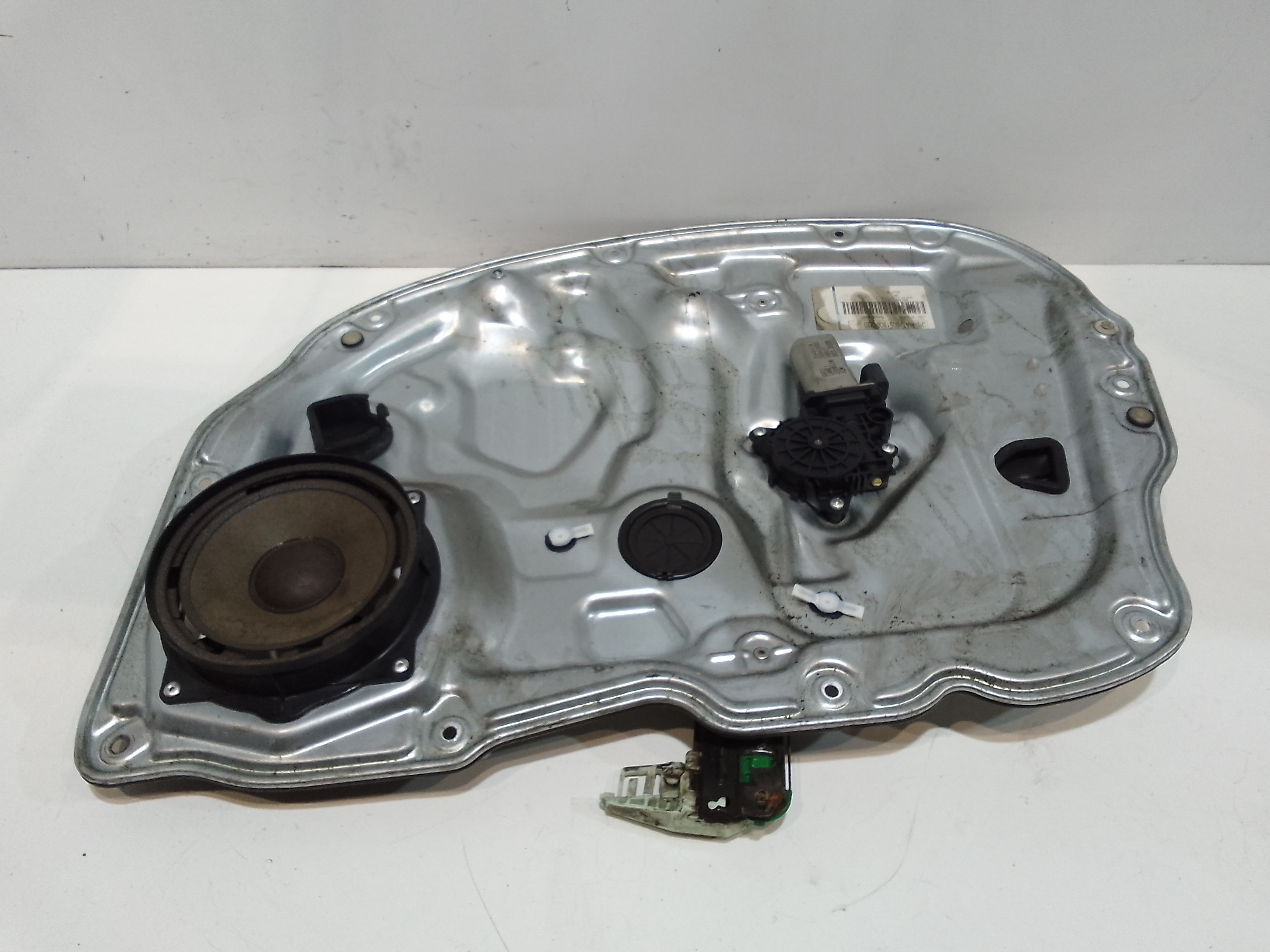 Alzacristallo Porta Ant. Destro Usato