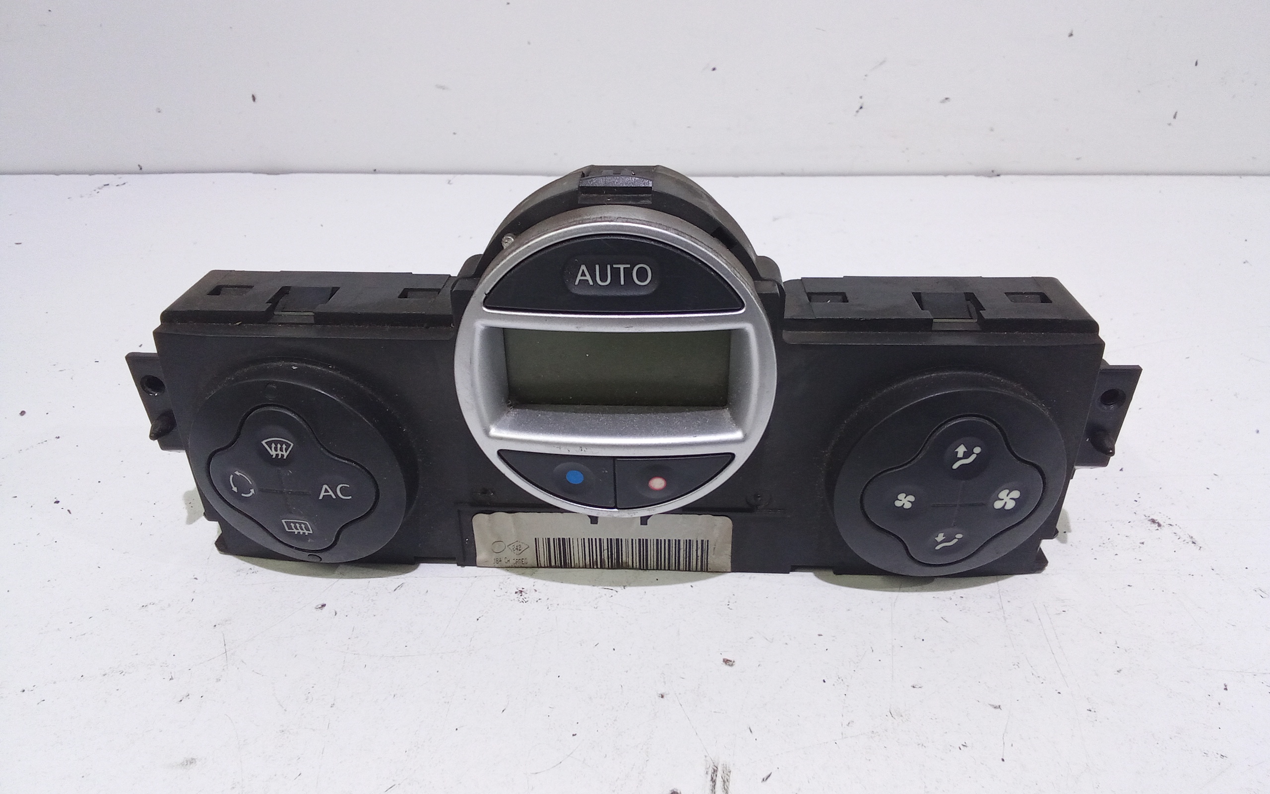 Blocco Comando Climatizzazione 7701056580 Usato