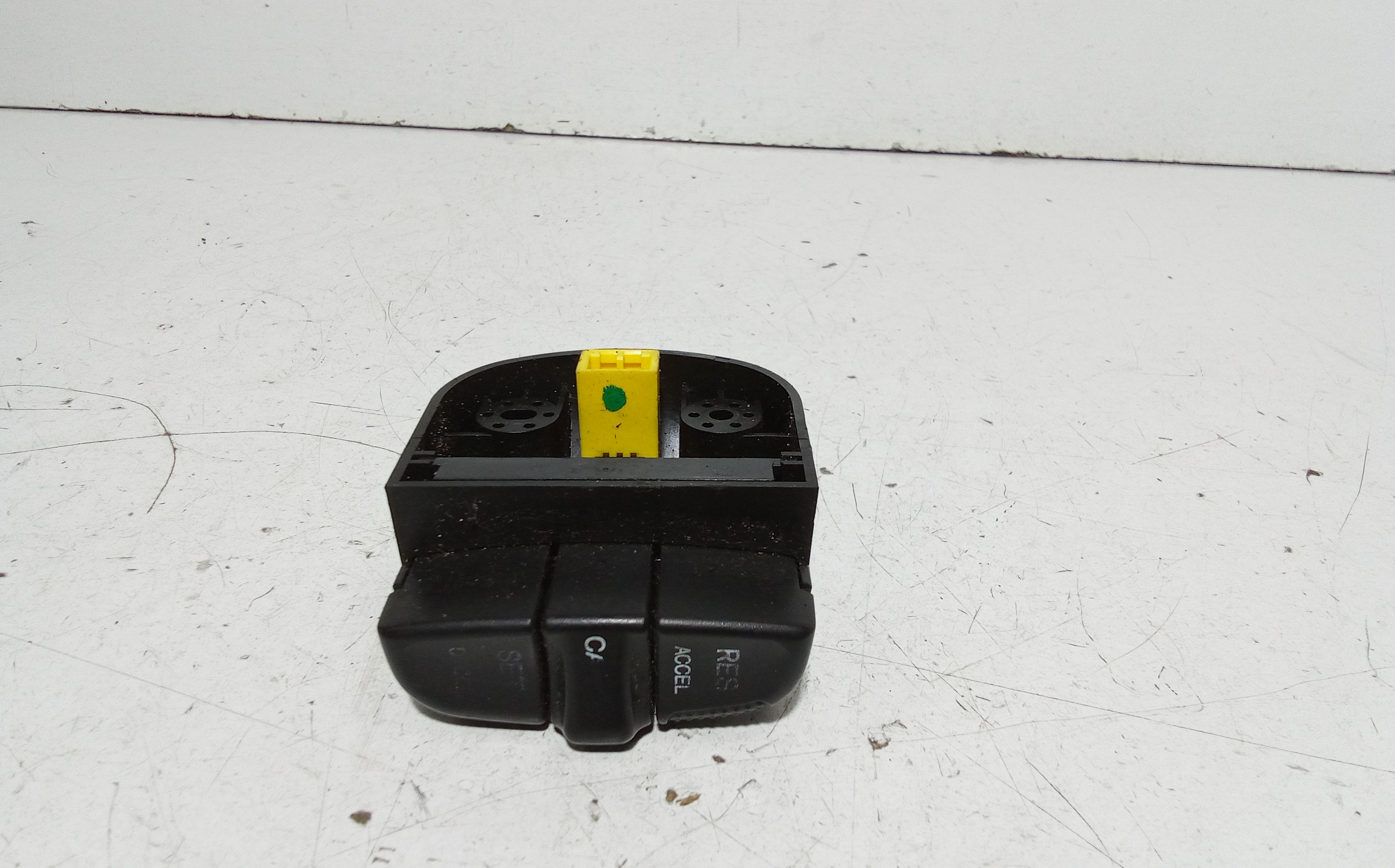 Blocco Volante Multifunzione Usato