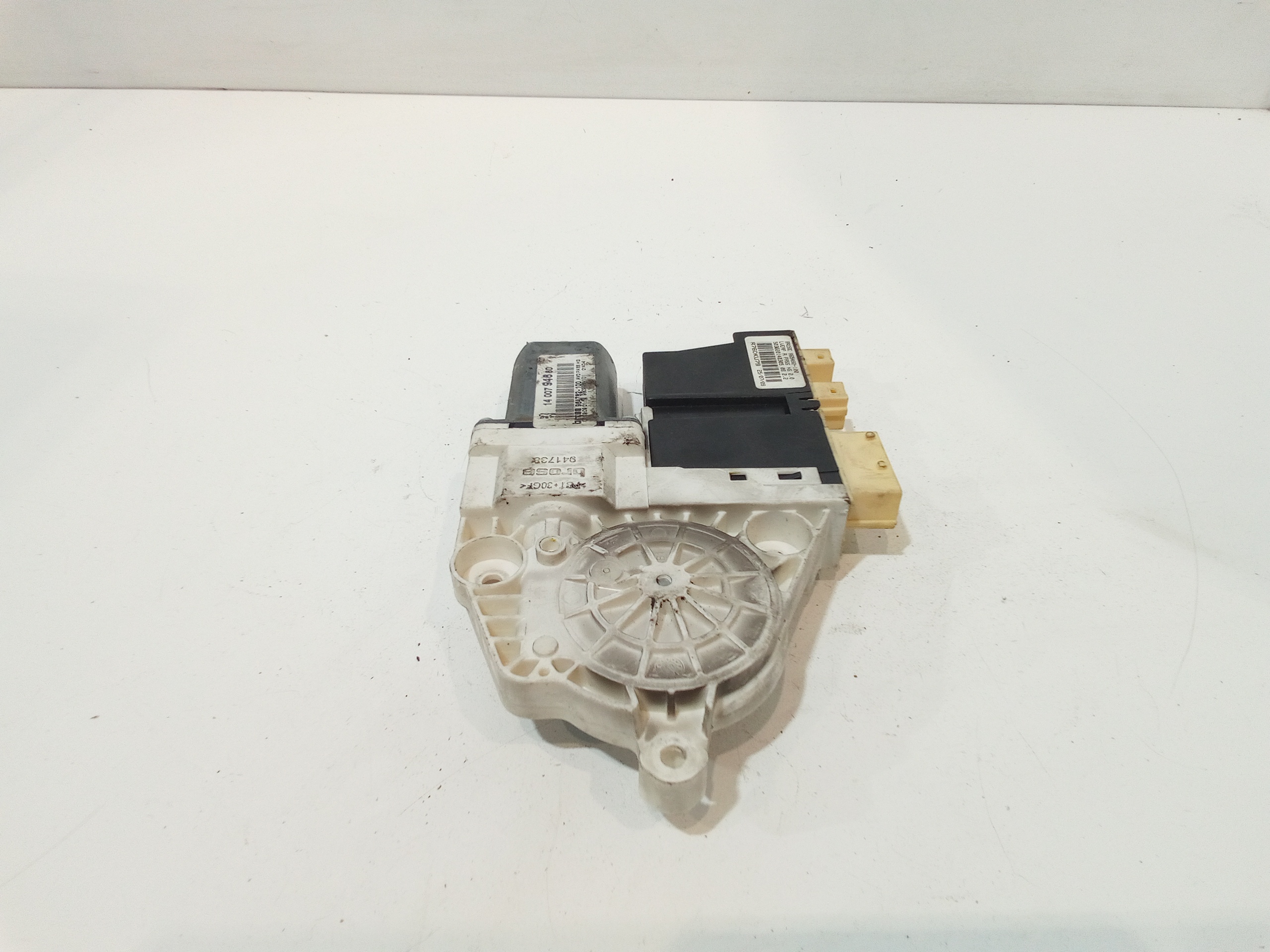 Motorino Alzacristallo Porta Ant. Destro 1400207880 Usato