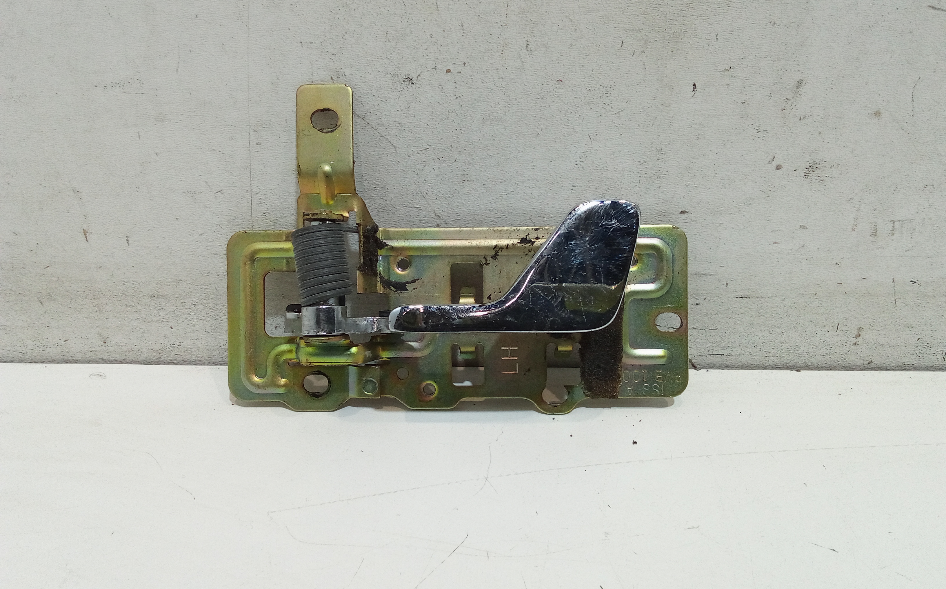 Maniglia Int. Apertura Porta Ant. Sinistro FVC101950 Usato