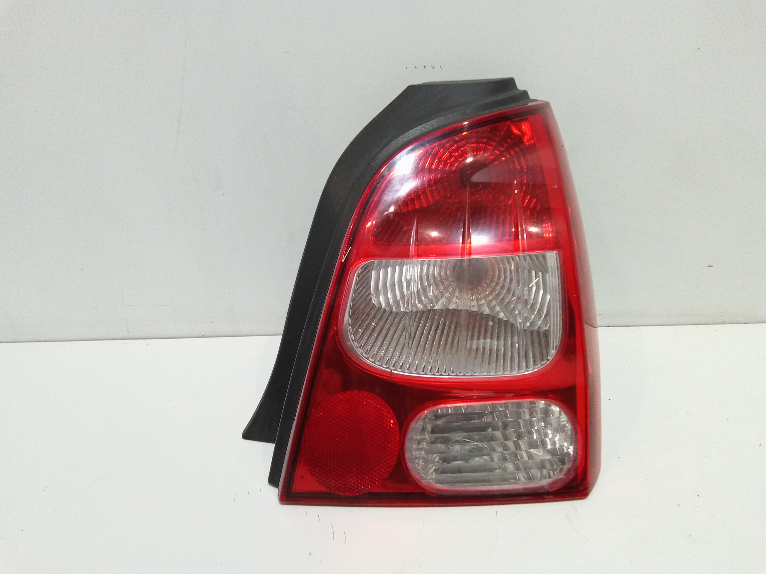 Fanale Post. Destro 8200387889 Usato