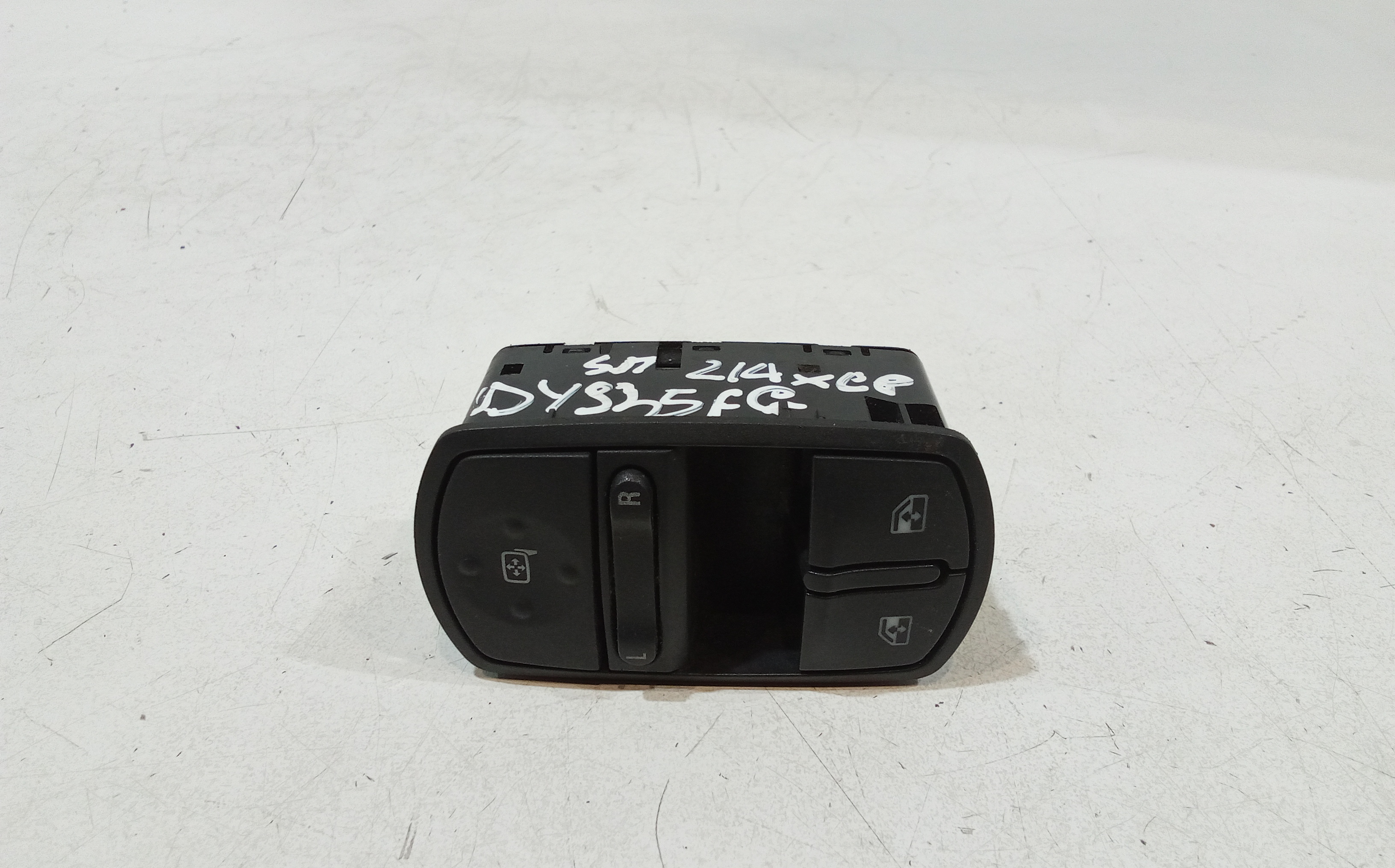 Interruttore Alzacristalli Porta Ant. Sinistro Usato