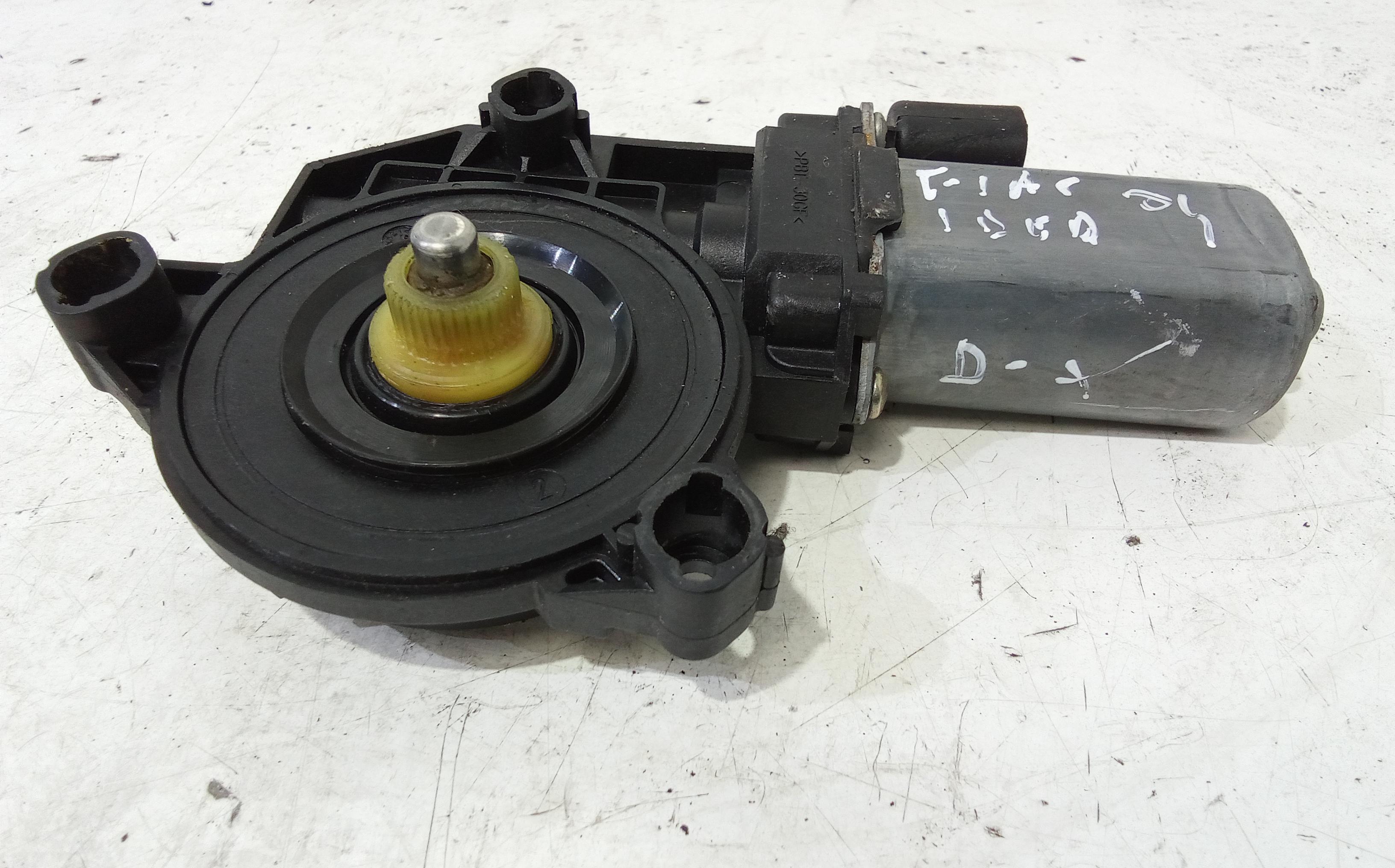 Motorino Alzacristallo Porta Ant. Destro 46841278 Usato