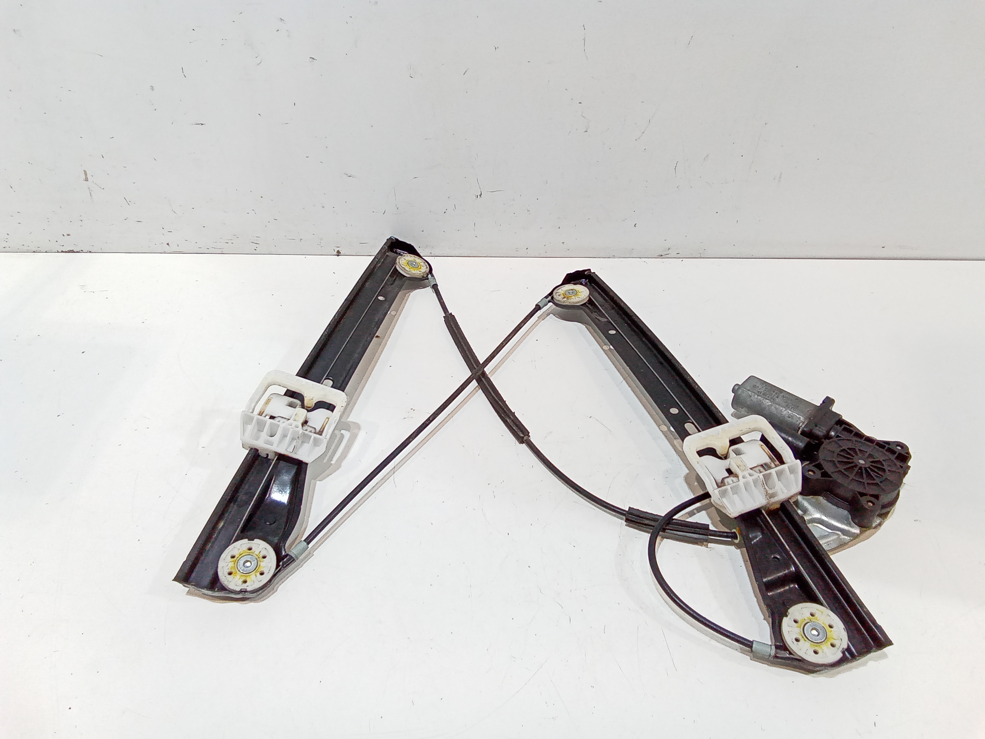 Alzacristallo Porta Ant. Destro Usato