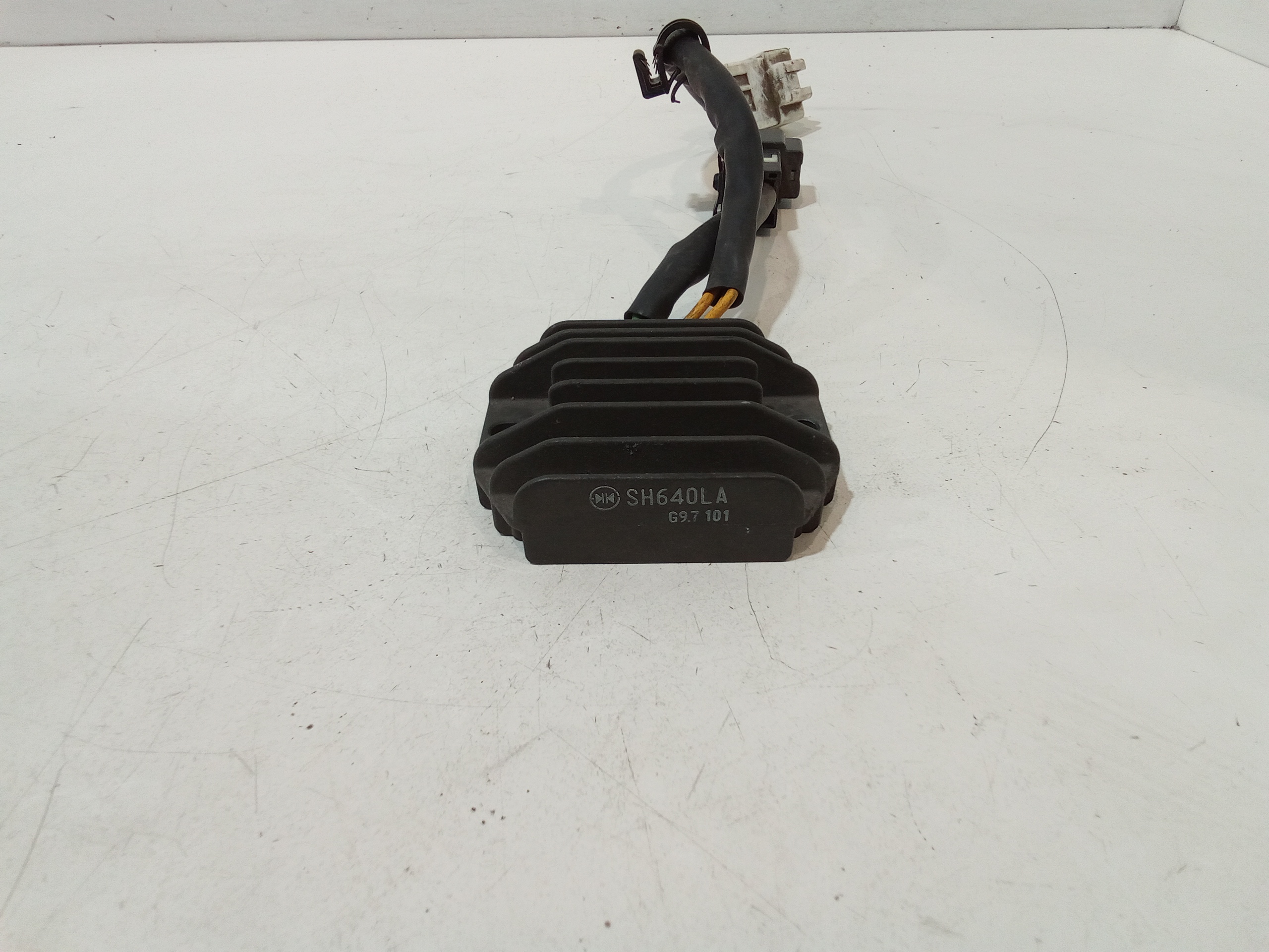 Regolatore Tensione Usato