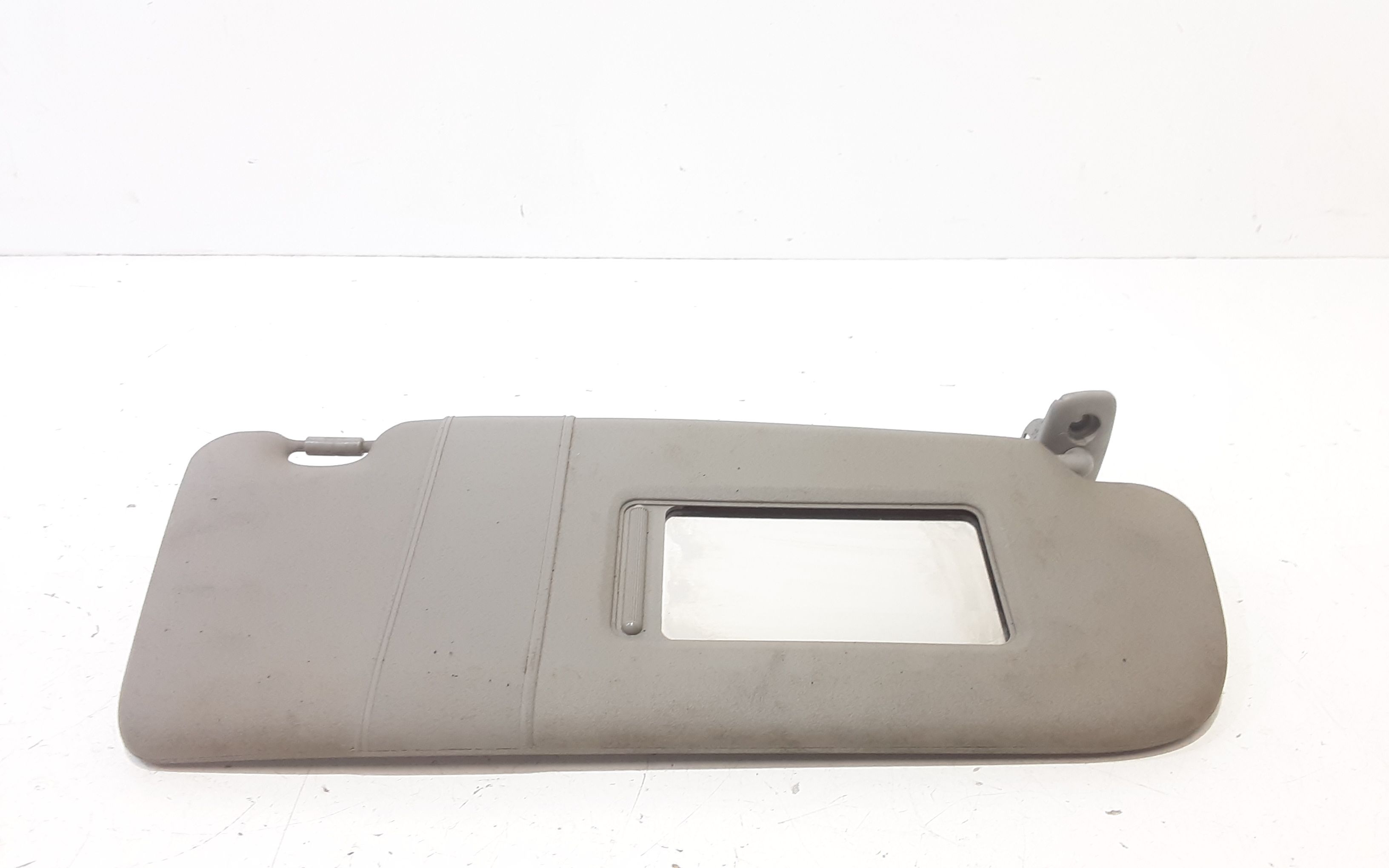 Aletta Parasole Parabrezza Destro 6Q0857552F2F4 Usato