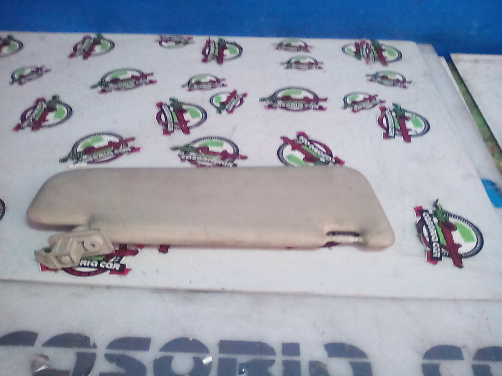 Aletta Parasole Parabrezza Destro 735452613 Usato