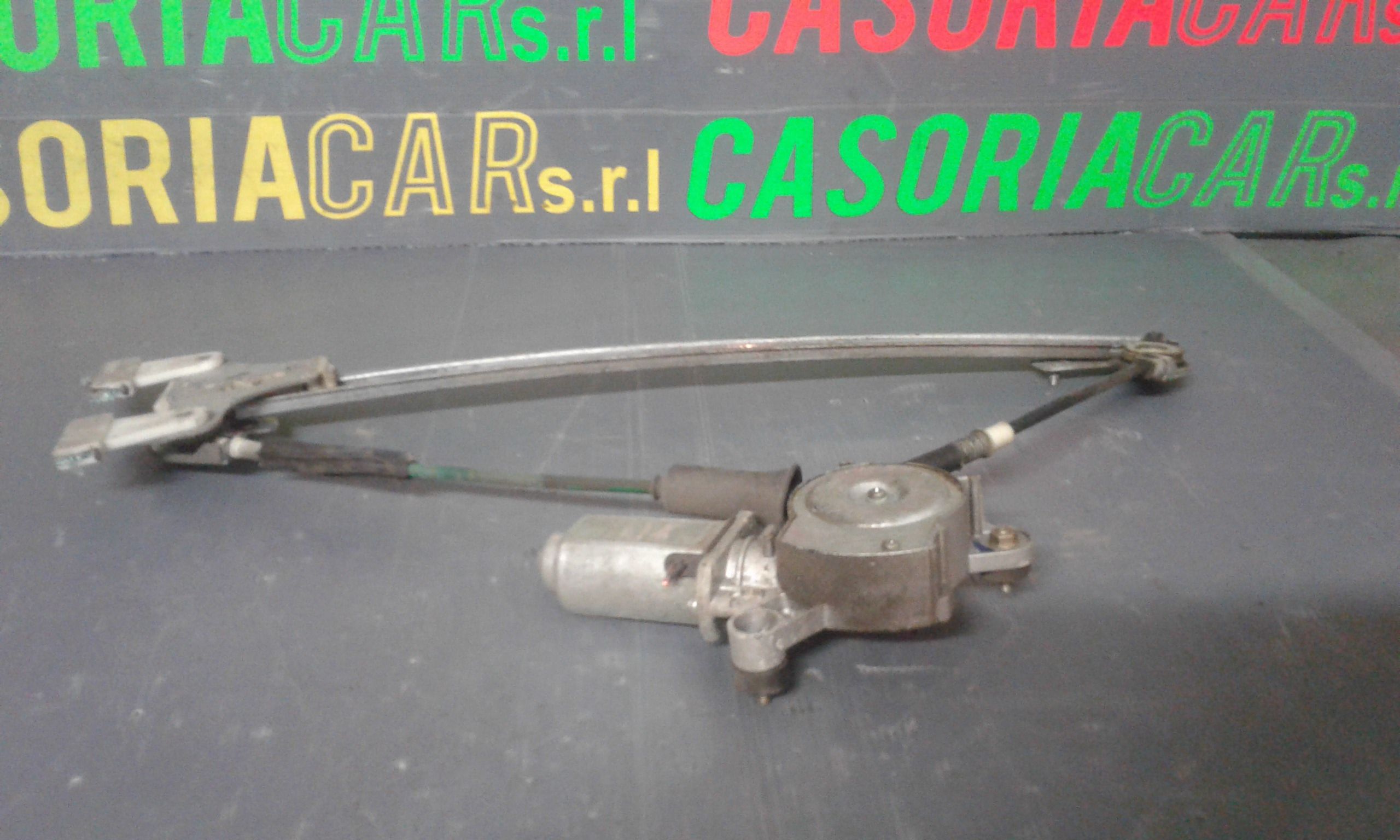 Alzacristallo Porta Ant. Sinistro 9206365 Usato