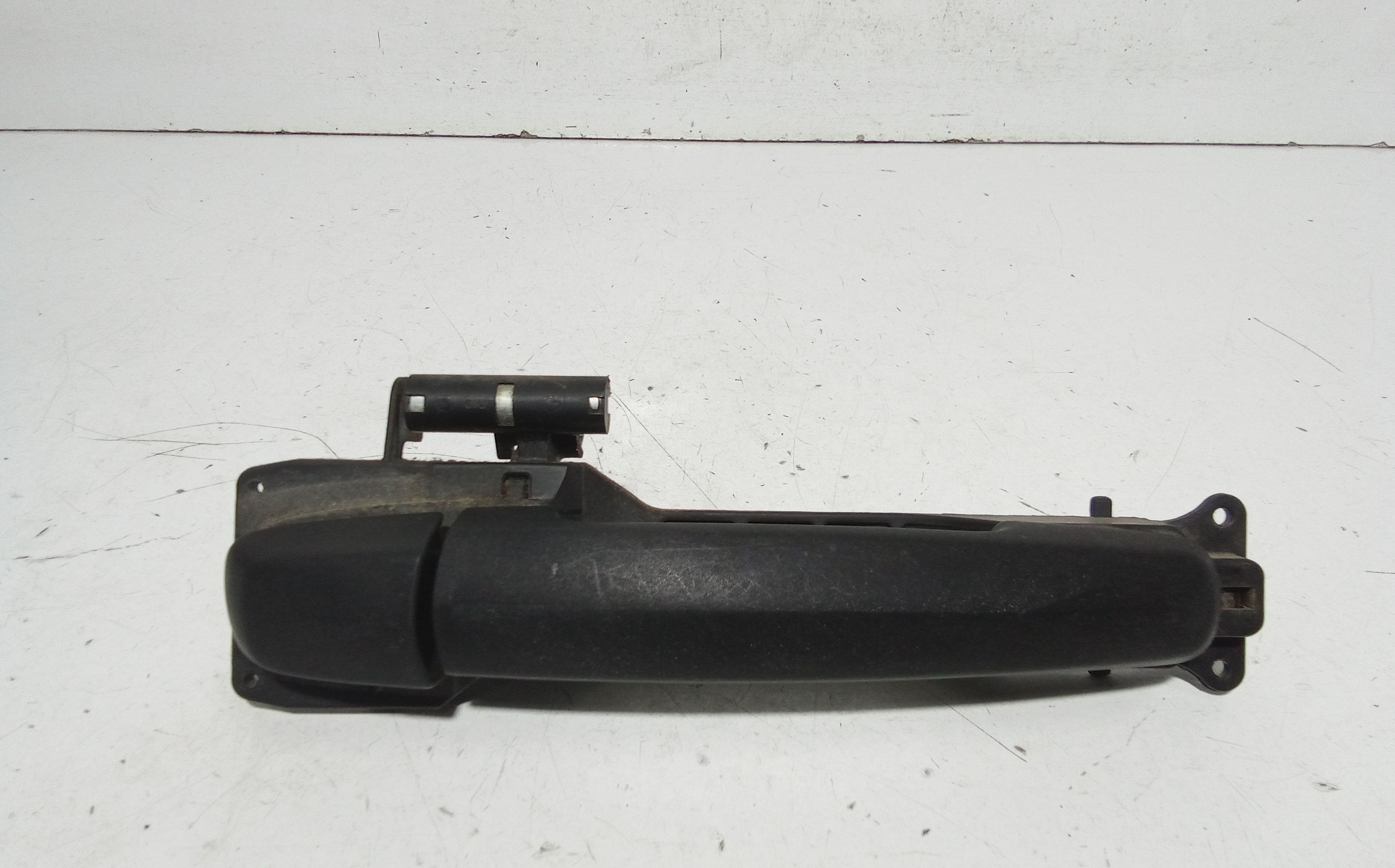 Maniglia Porta Ant. Destro 8281063811Z2S Usato