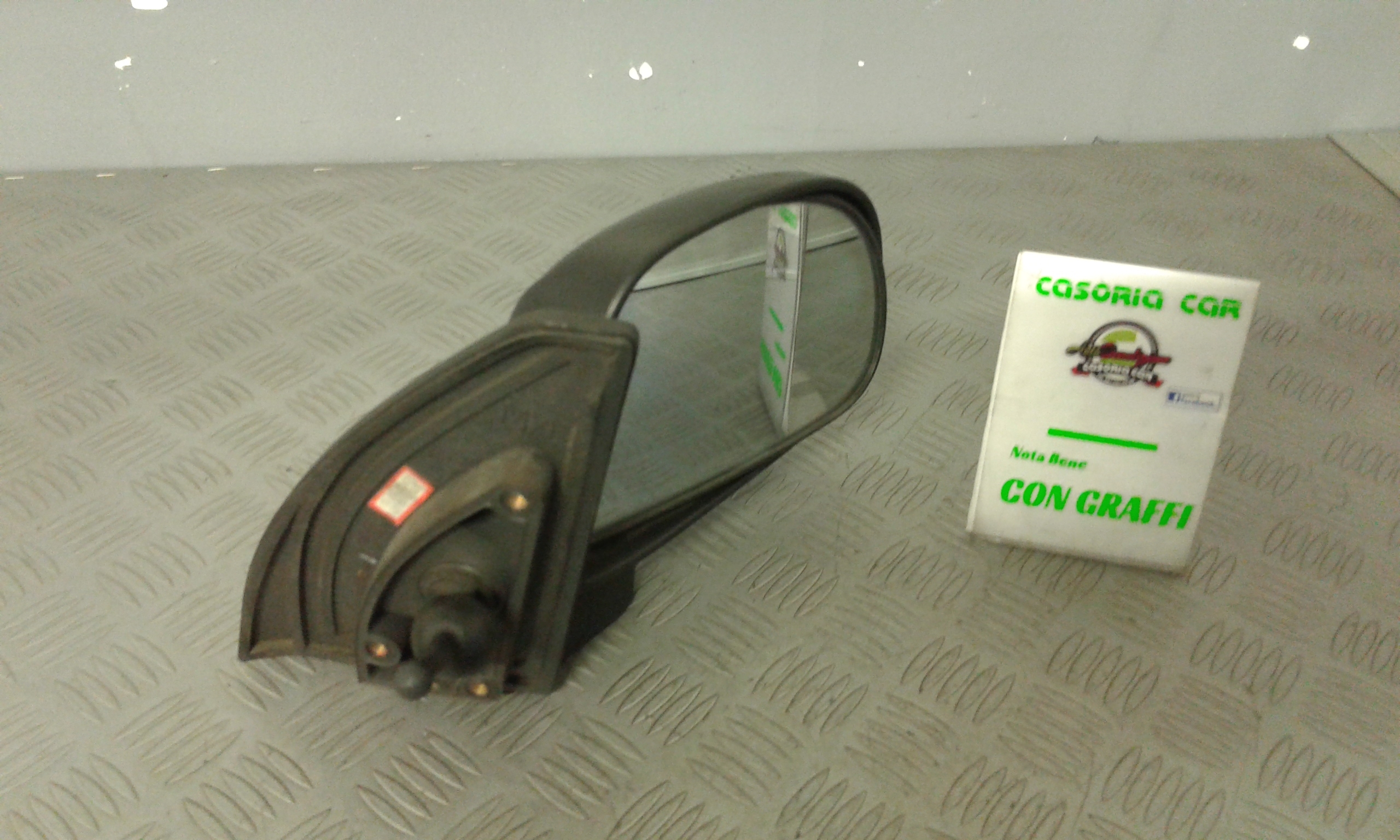 Retrovisore Est. Destro Usato