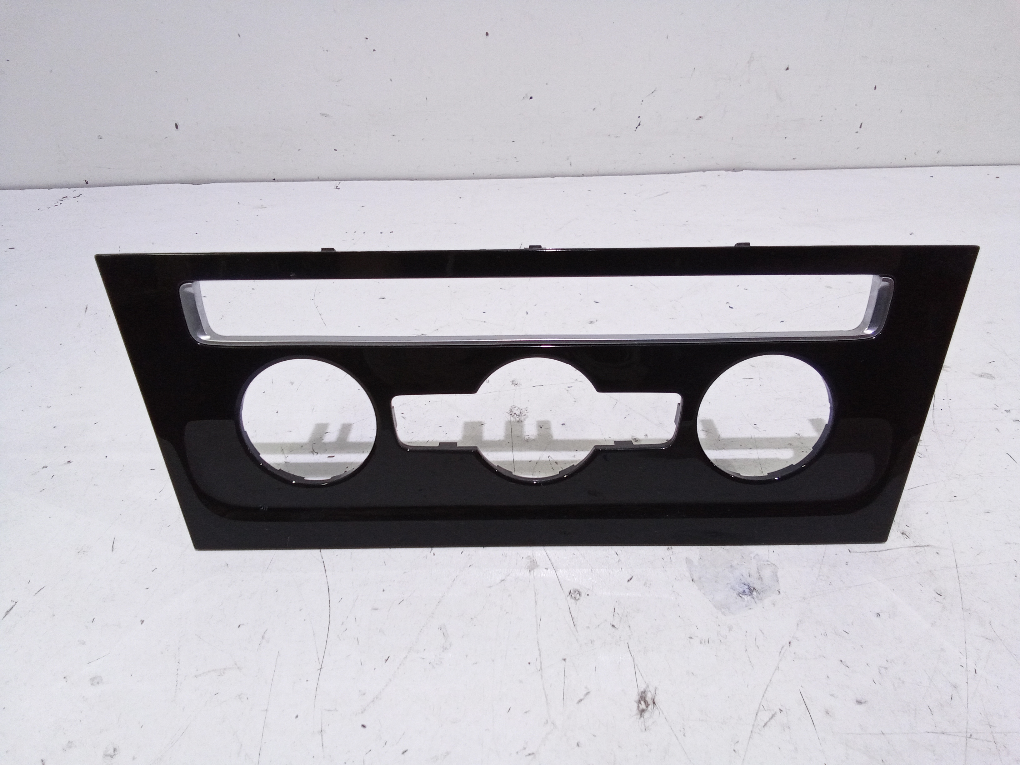 Cornice Cruscotto , Cornice Portastrumenti Usato