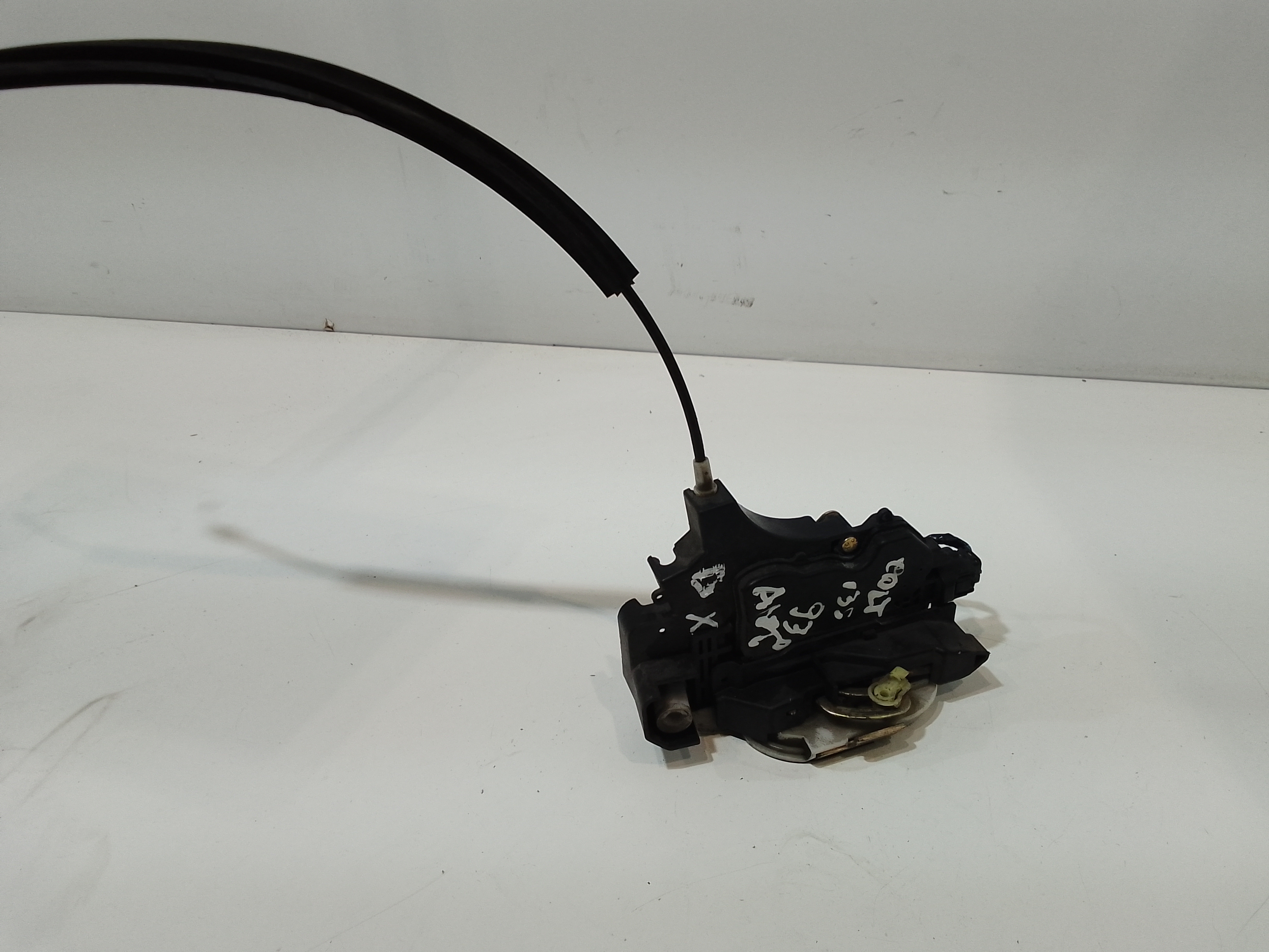 Serratura Porta Ant. Destro 5715A407 Usato