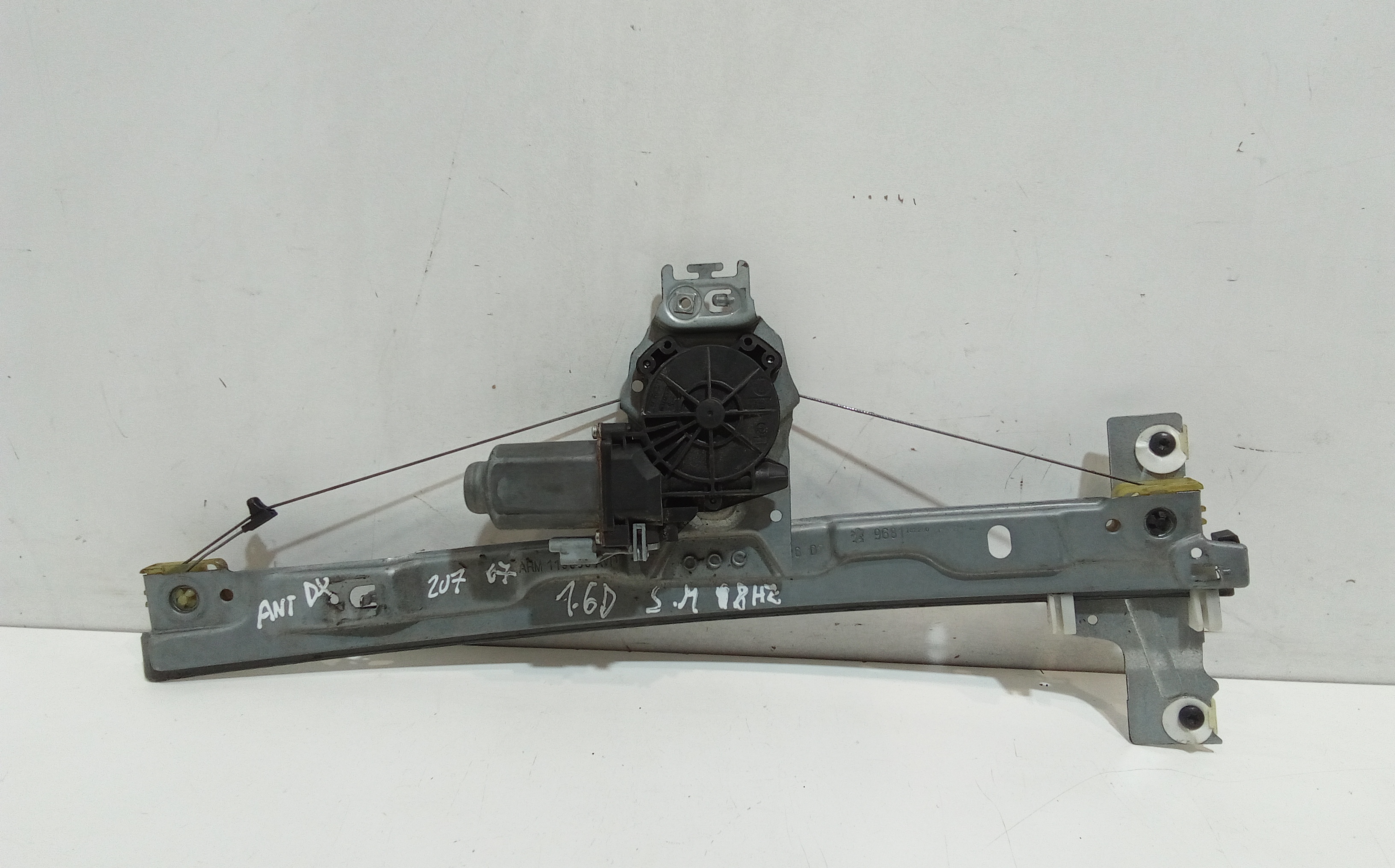 Alzacristallo Porta Ant. Destro Usato