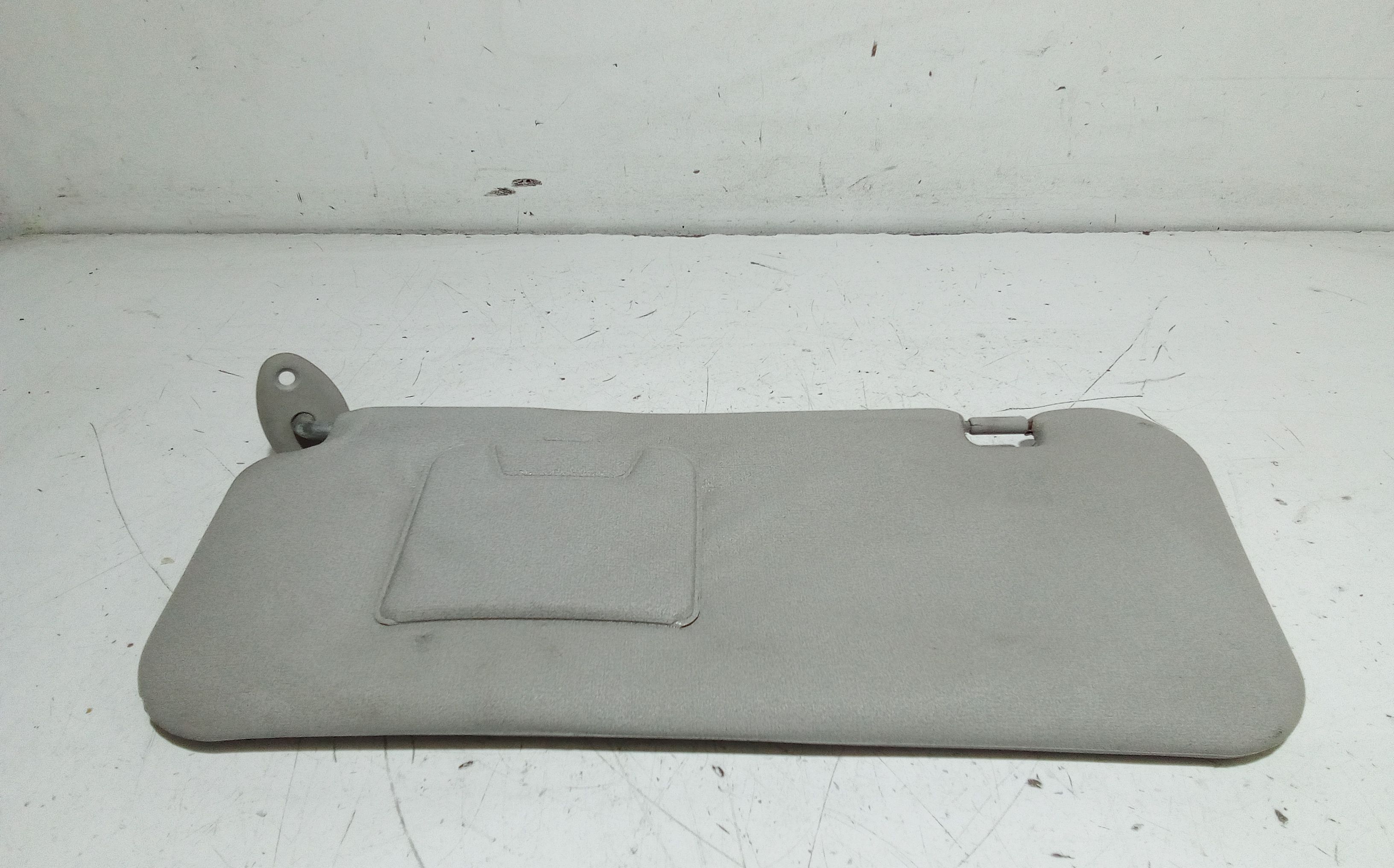 Aletta Parasole Parabrezza Sinistro Usato