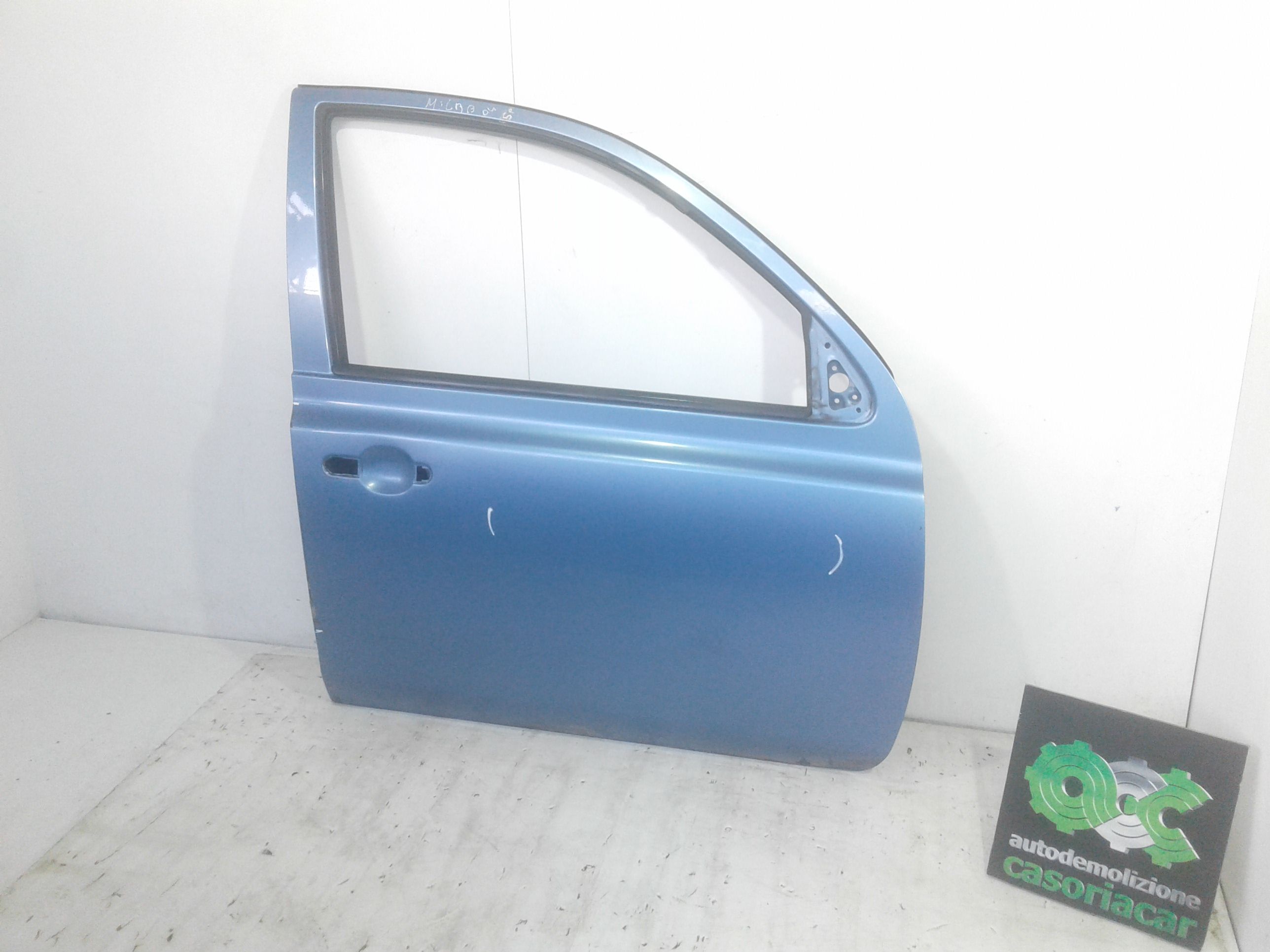 Porta Ant. Destro 80100AX630 Usato