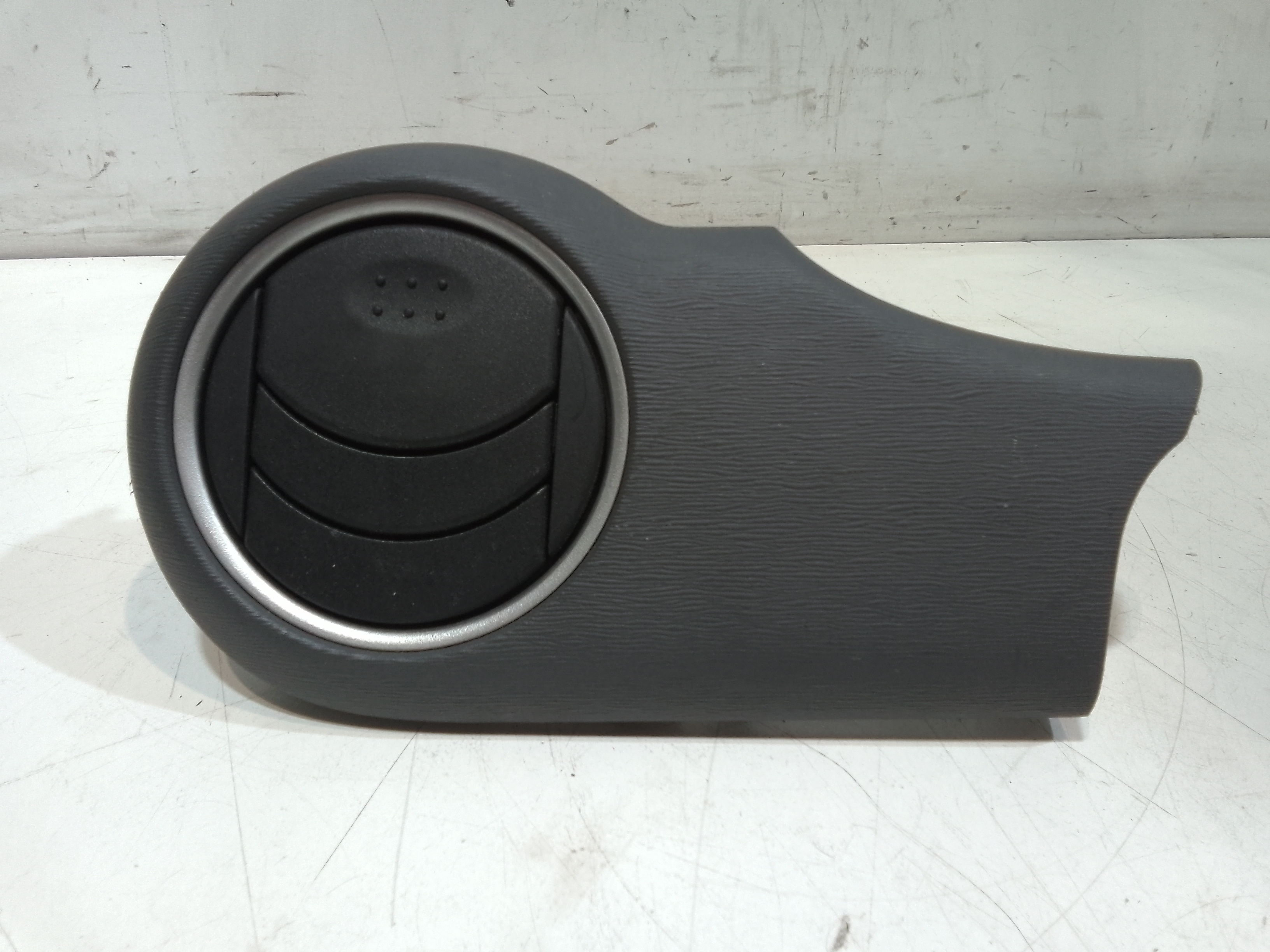 Condotto Aria Bocchette Lat. Cruscotto Sinistro Usato