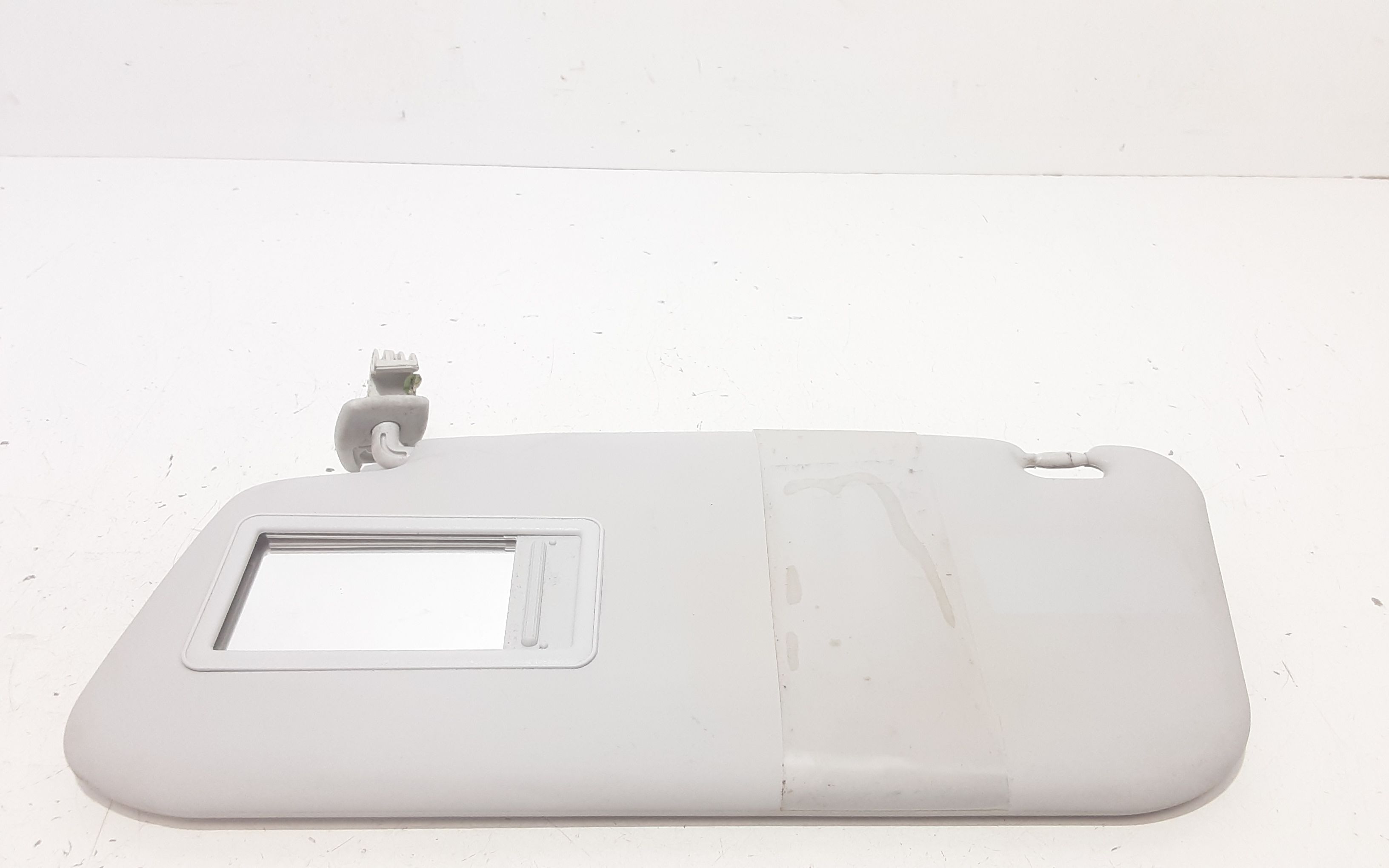 Aletta Parasole Parabrezza Sinistro 735595115 Usato