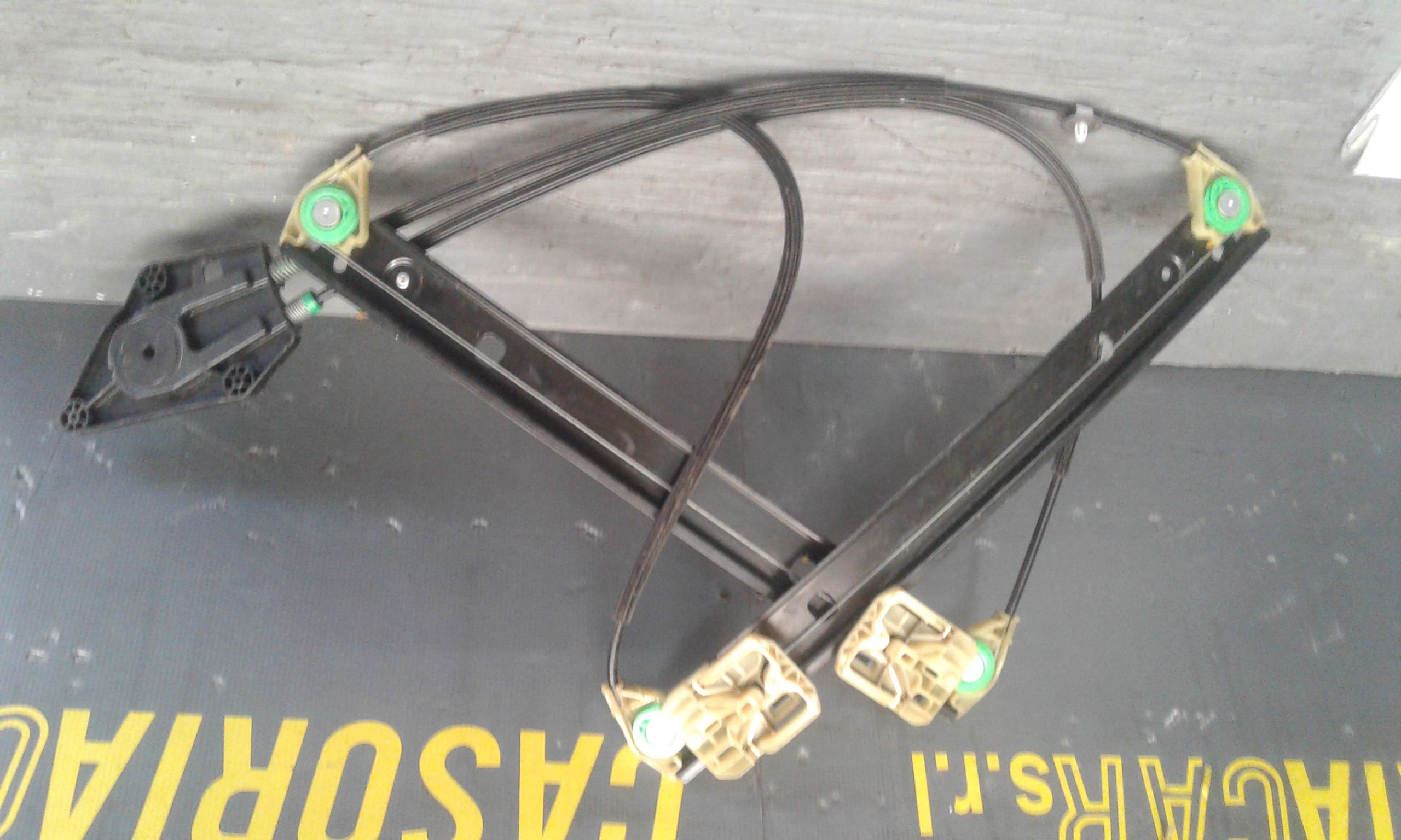 Alzacristallo Porta Ant. Sinistro Usato