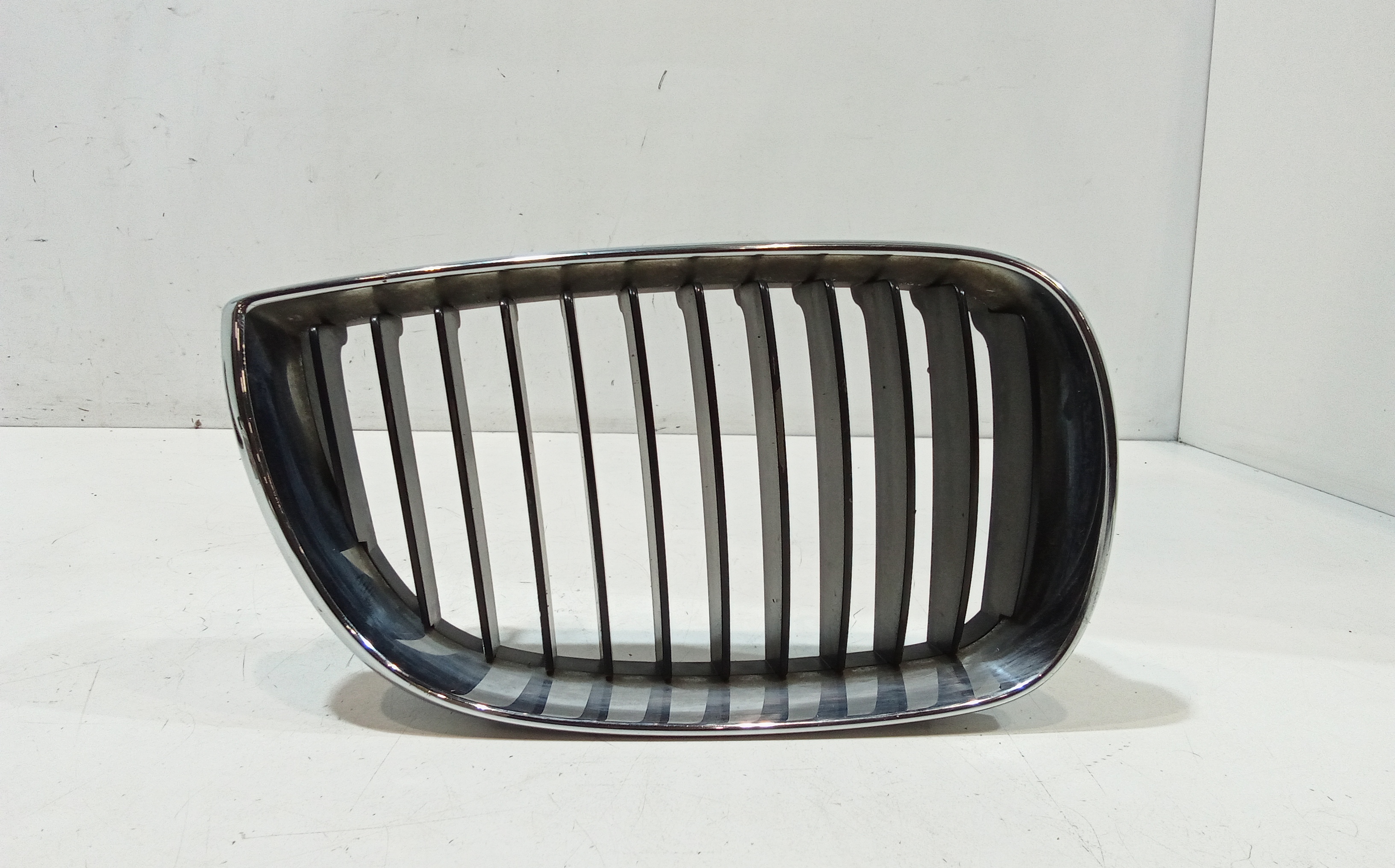 Griglia Paraurti Ant. 51117118161 Usato