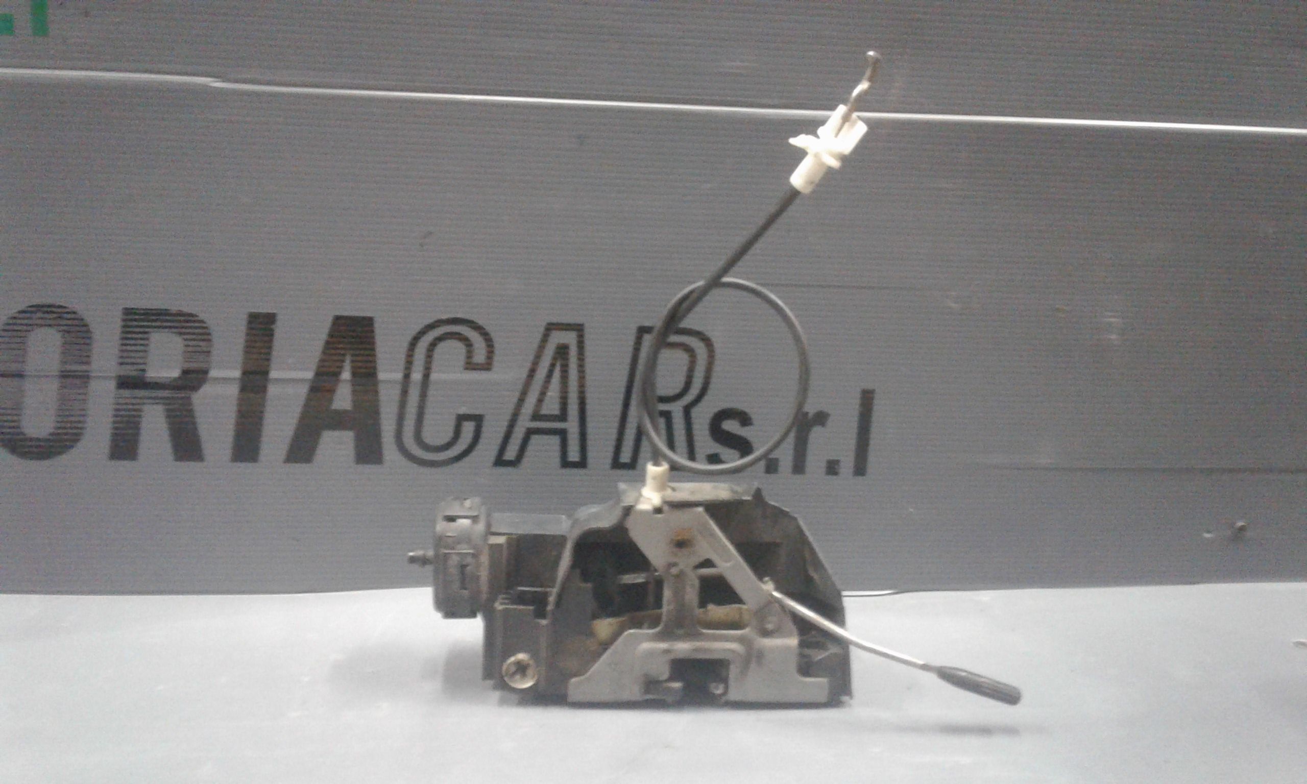 Serratura Porta Ant. Destro A1687202235 Usato