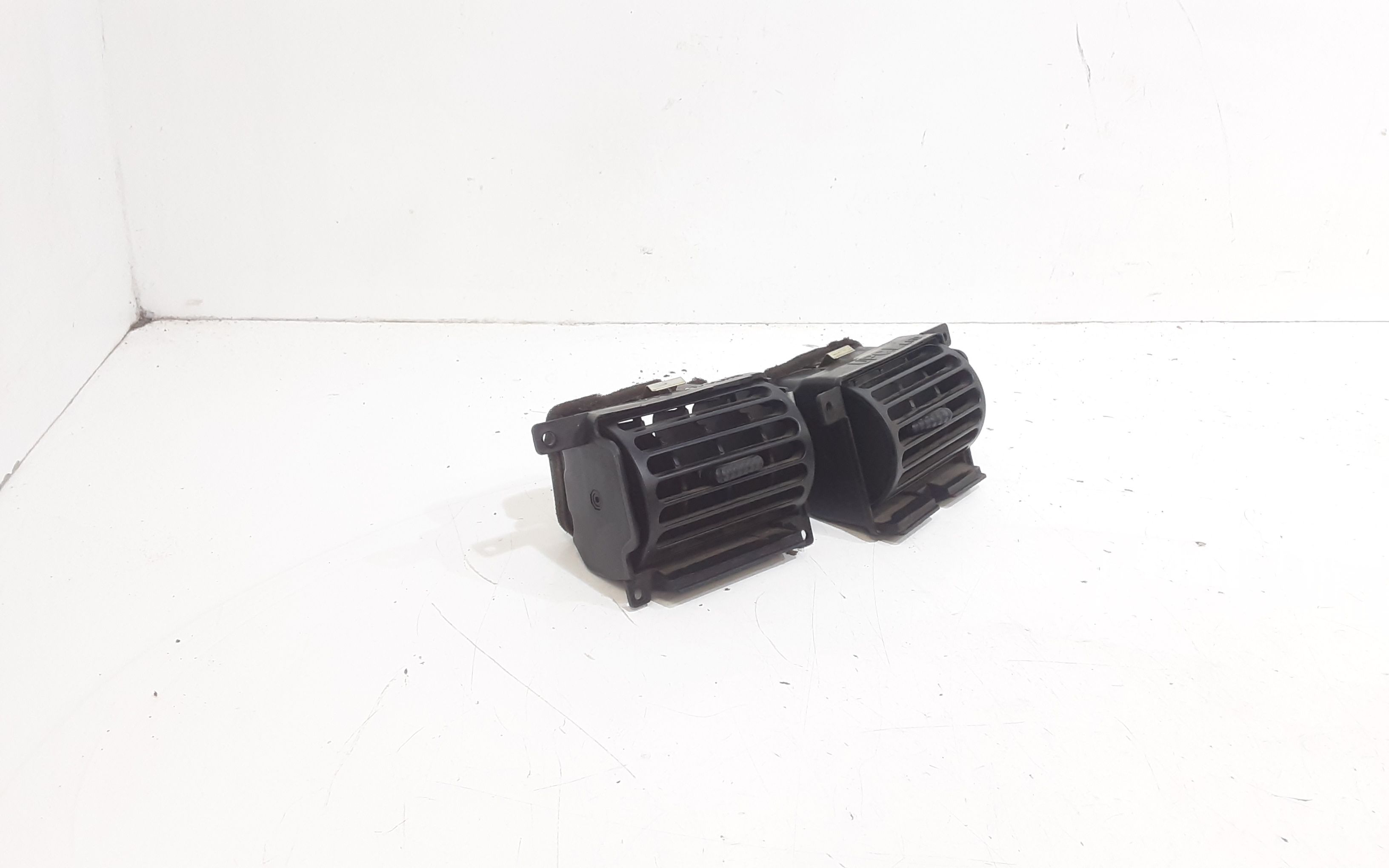 Condotto Aria Bocchette Centr. Sup. Cruscotto Usato