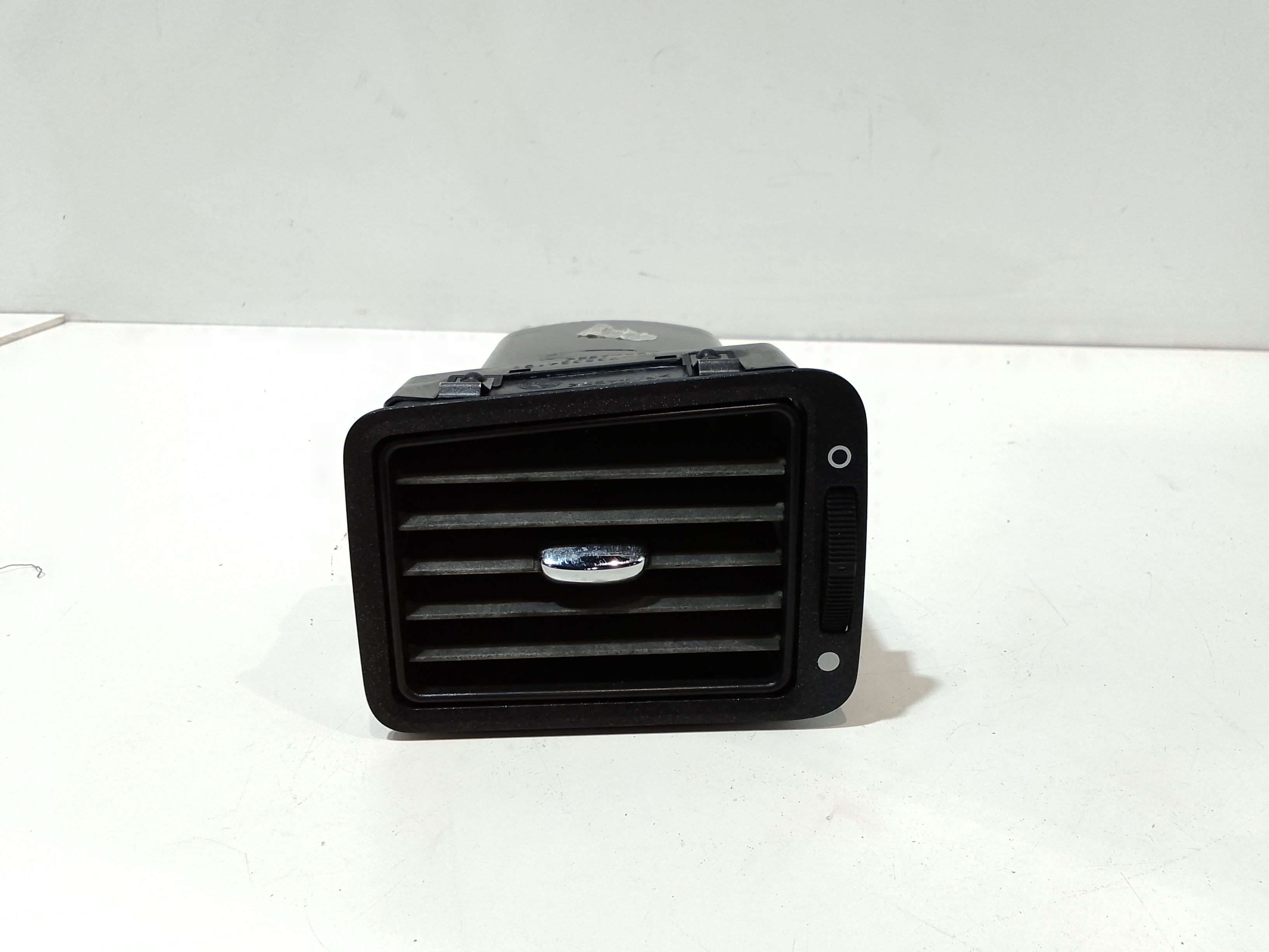 Condotto Aria Bocchette Lat. Cruscotto Sinistro Usato