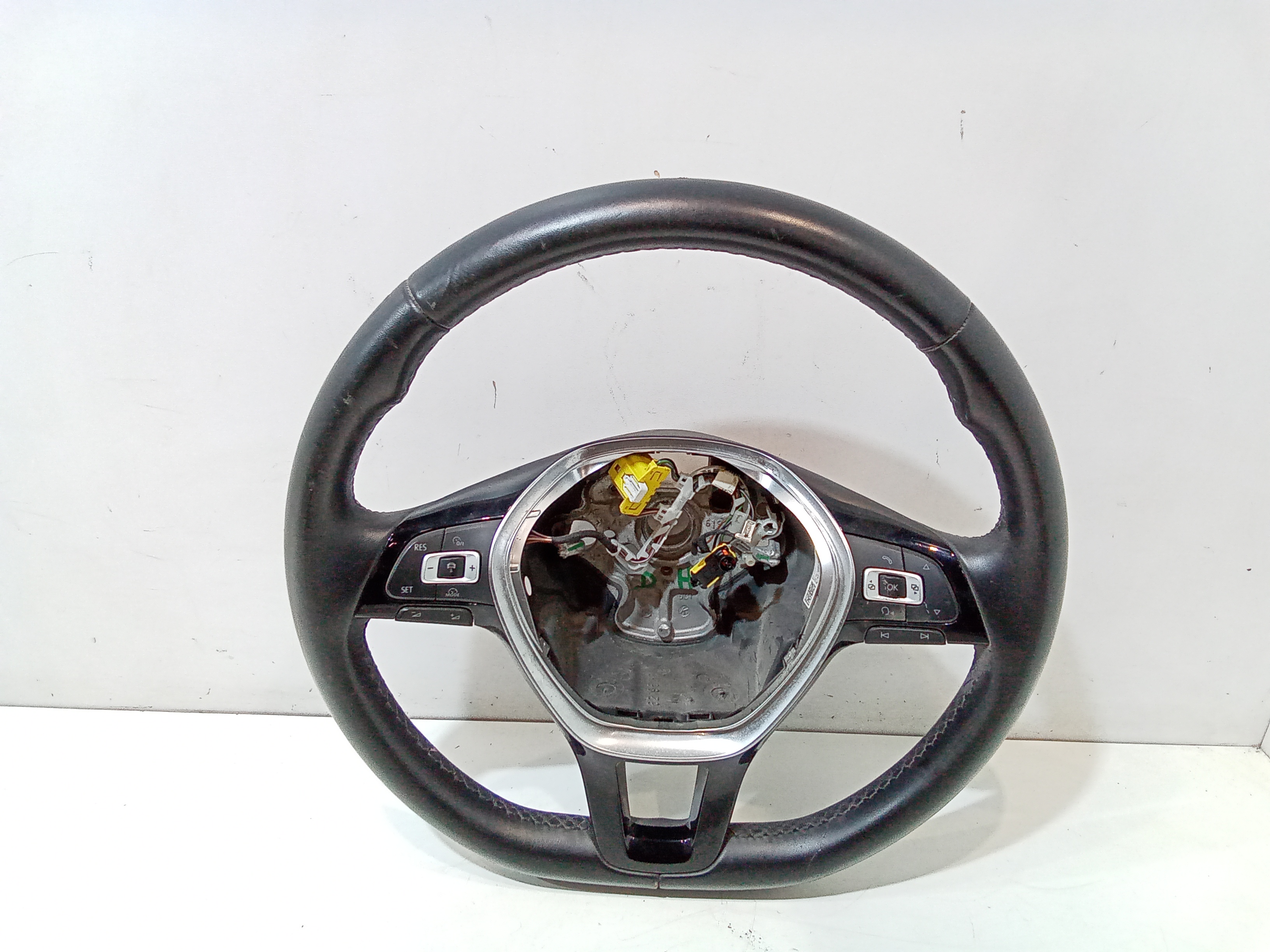 Volante 5H0419089BFVDH Usato